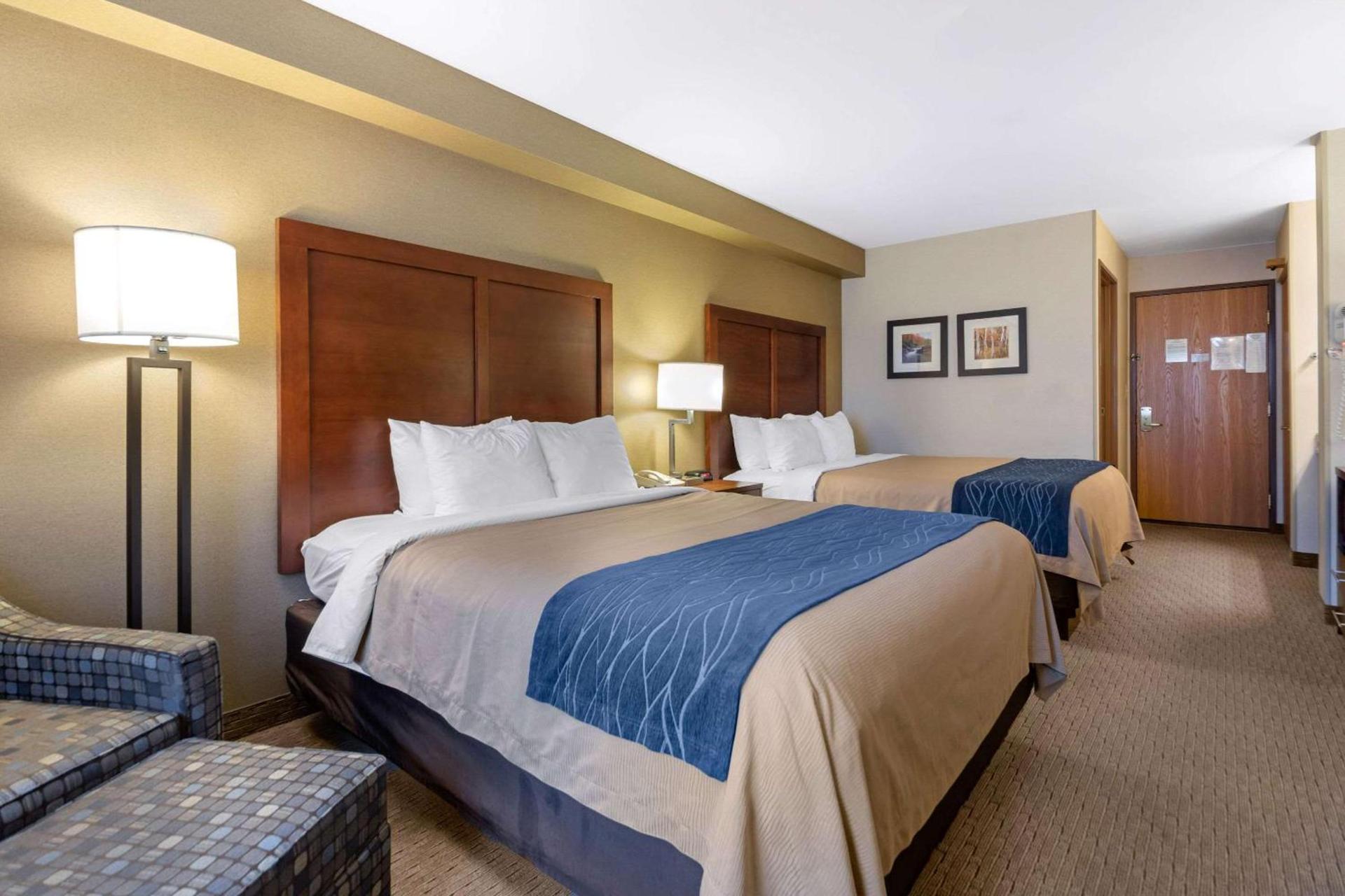 Comfort Inn Iron Mountain North photo 15