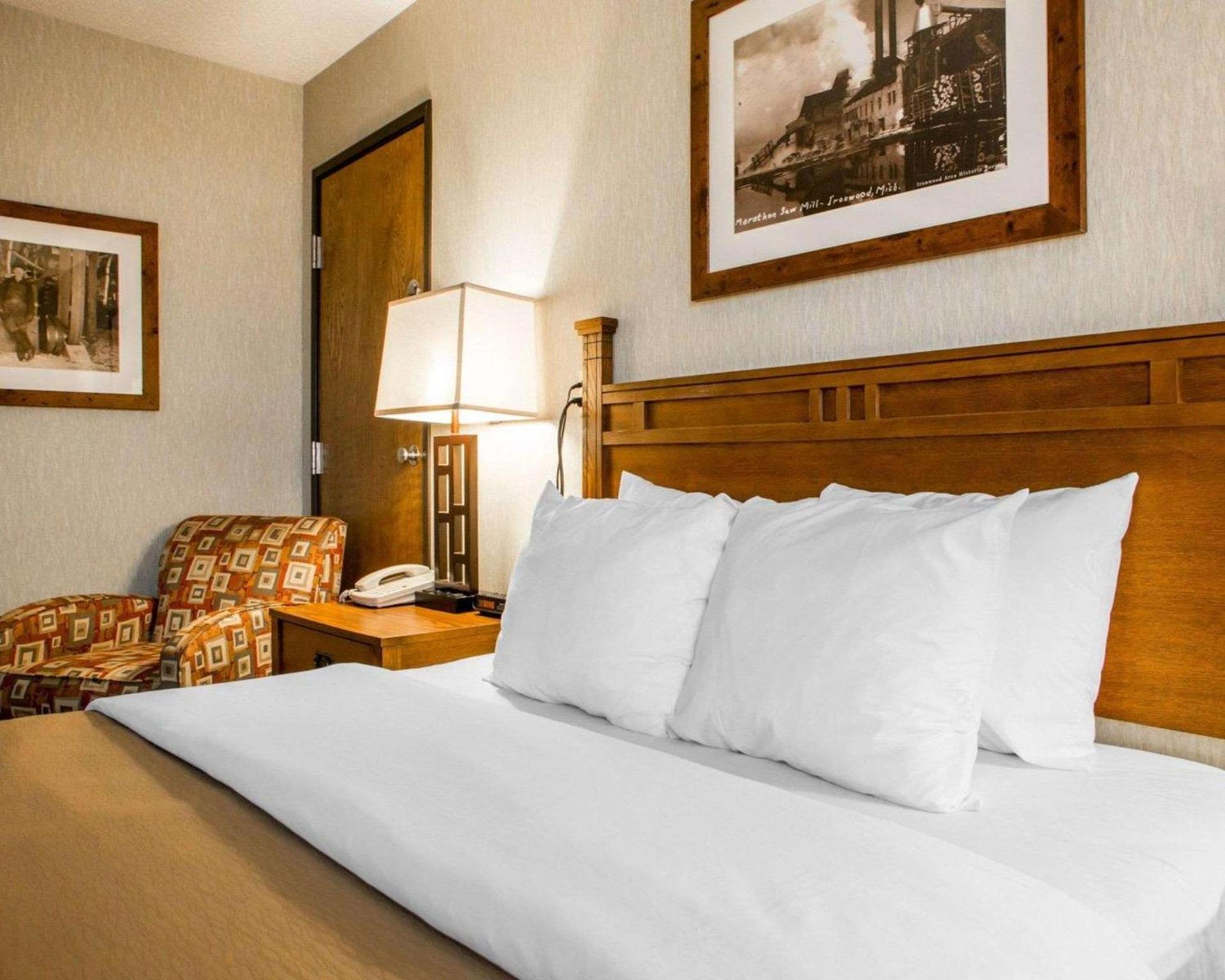 Quality Inn Ironwood photo 15