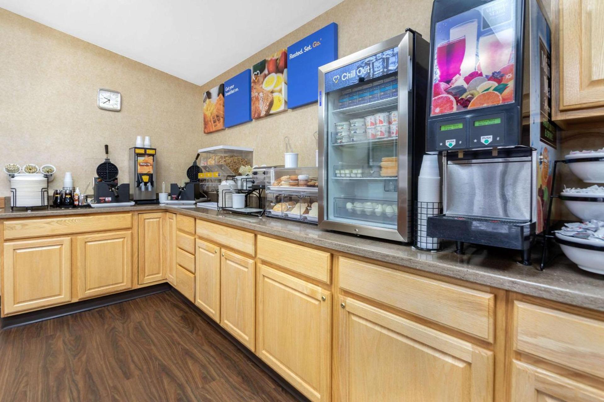 Comfort Inn Iron Mountain North photo 33