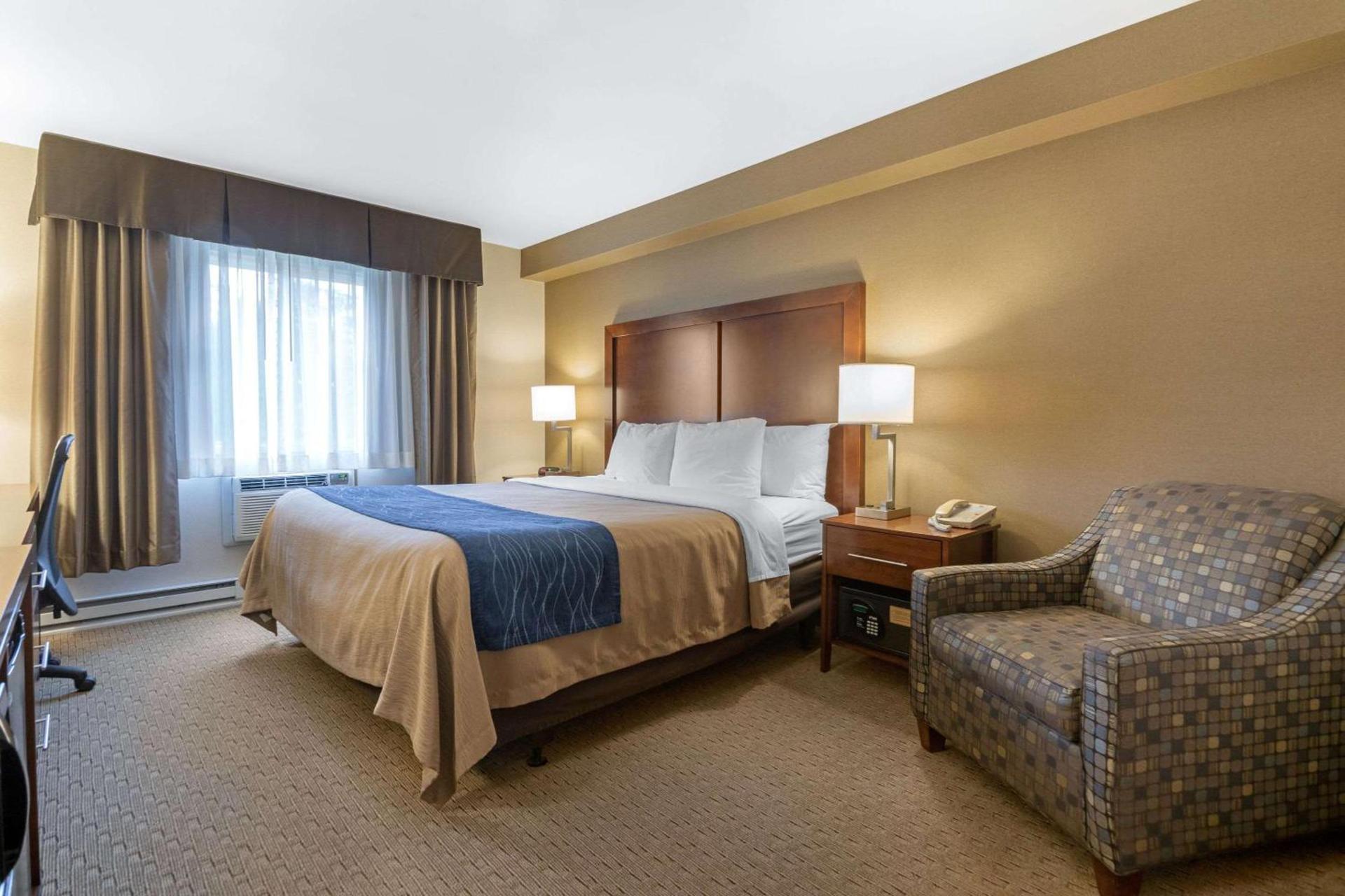 Comfort Inn Iron Mountain North photo 8