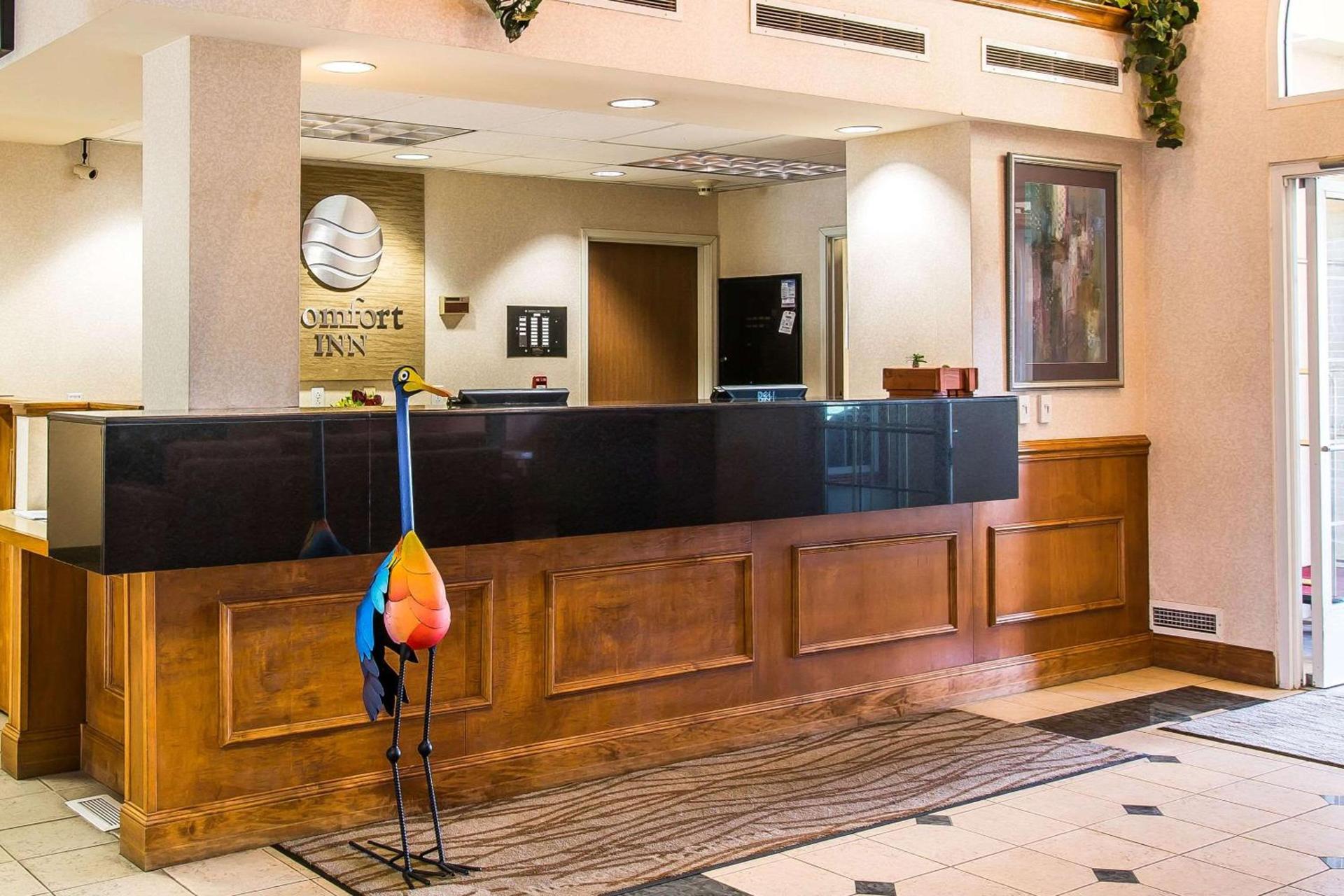 Hampton Inn Chelsea, Mi photo 34