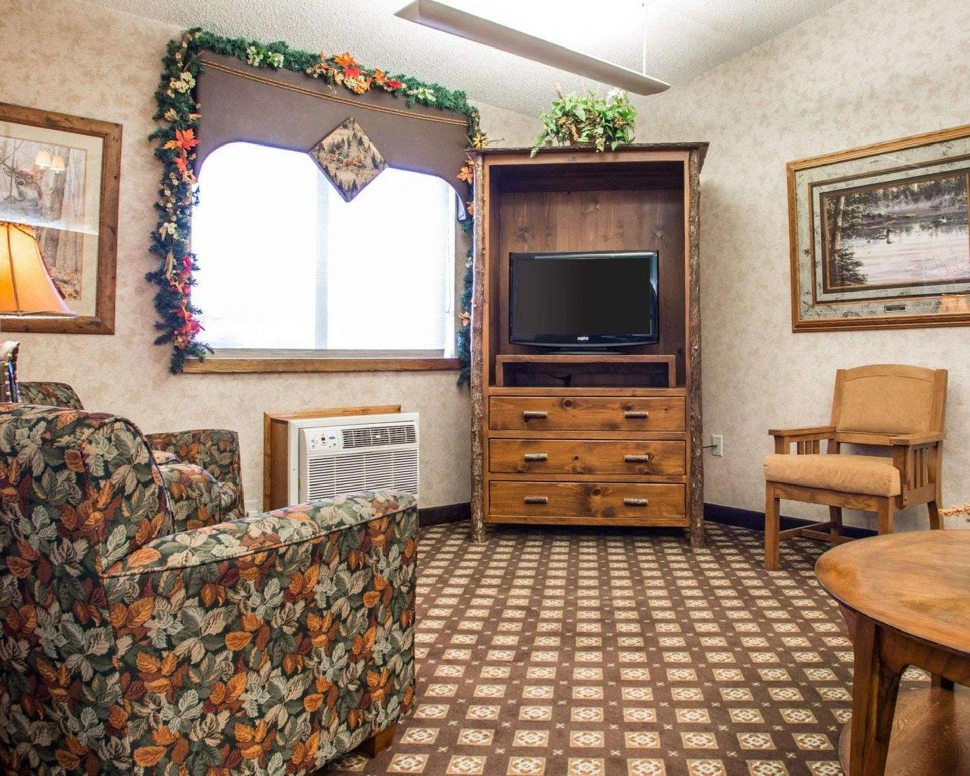 Quality Inn Ironwood photo 4
