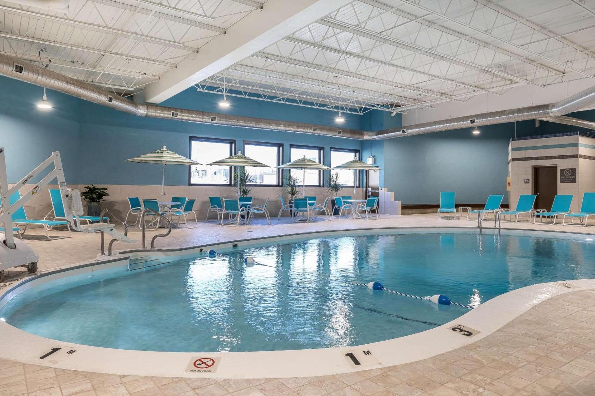 Comfort Inn Bay City - Riverfront photo 28