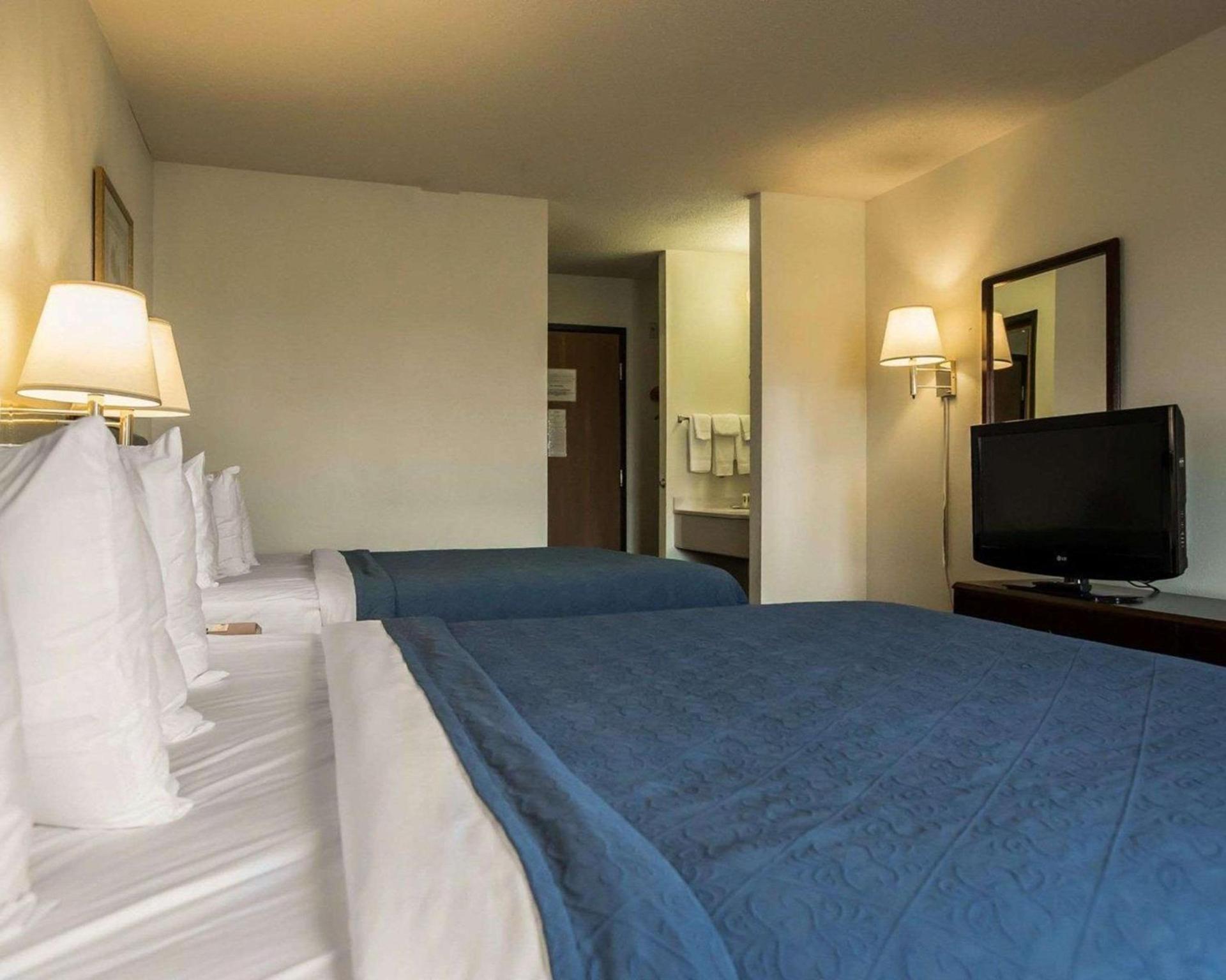 Quality Inn Dundee photo 9
