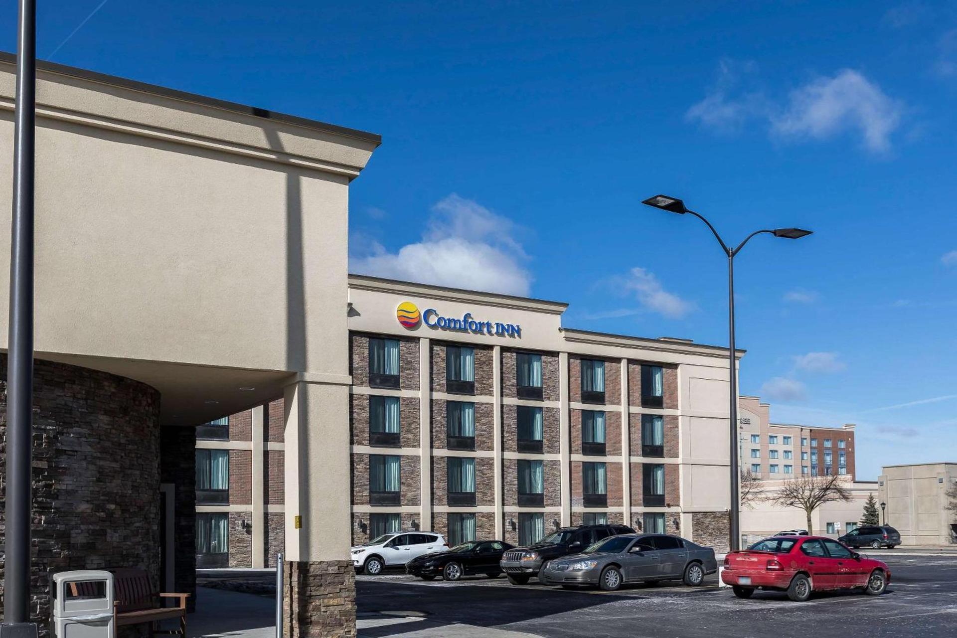 Comfort Inn Bay City - Riverfront photo 18
