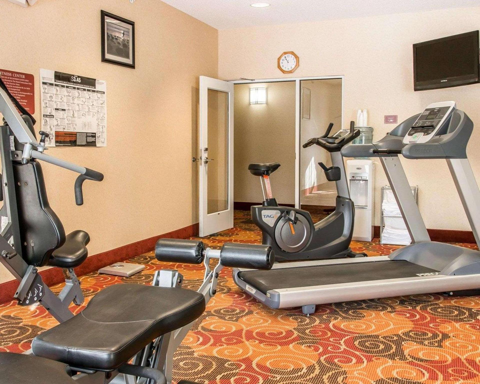 Quality Inn Near Interstate I94 photo 6