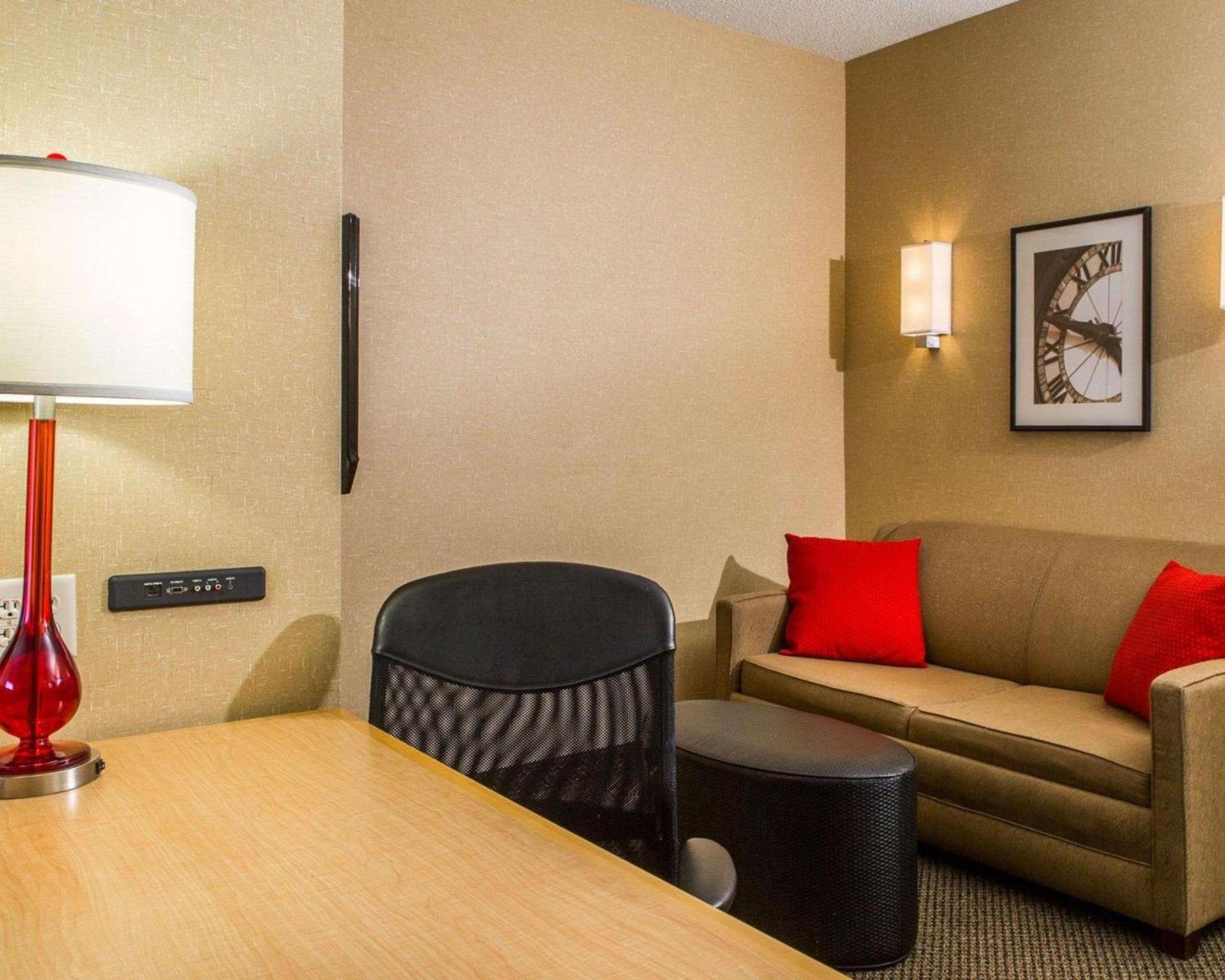 Cambria Hotel Traverse City photo 48