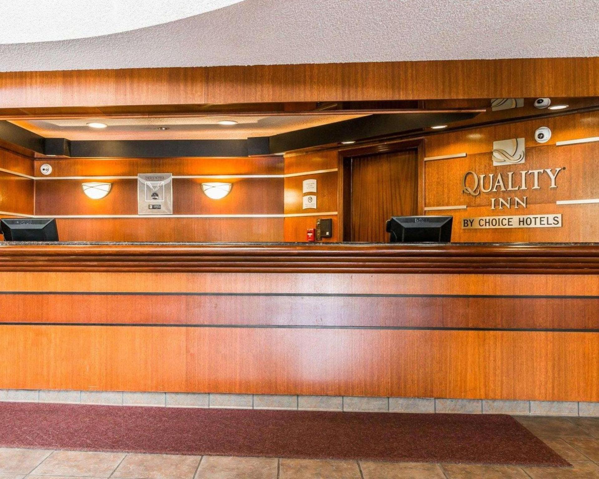 Quality Inn Auburn Hills - Detroit North photo 30