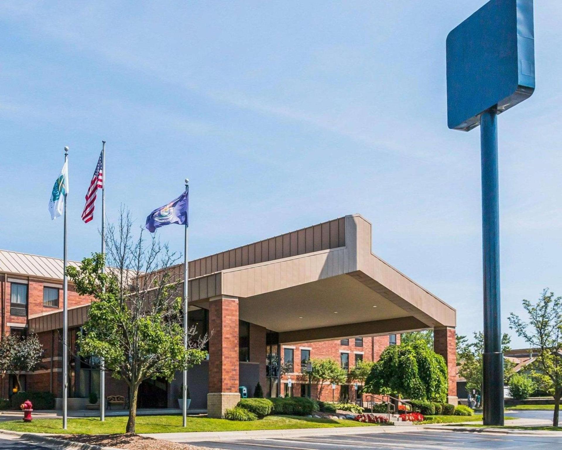 Quality Inn Auburn Hills - Detroit North photo 29
