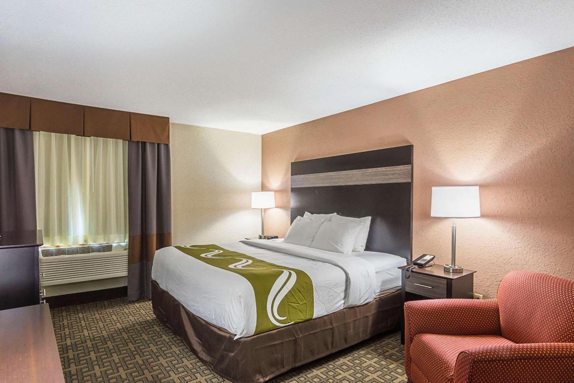 AmericInn by Wyndham Holland MI photo 16