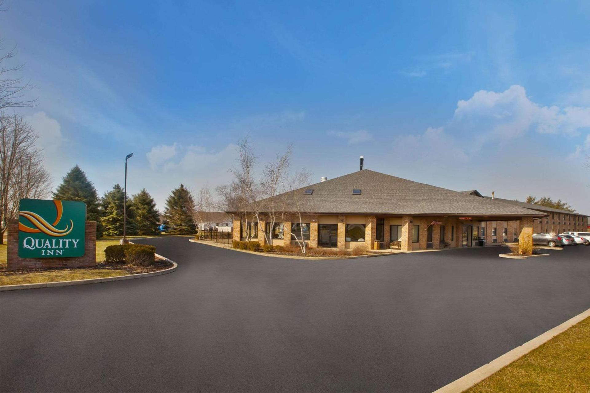 Quality Inn Marshall near I-69 — hotel in Marshall