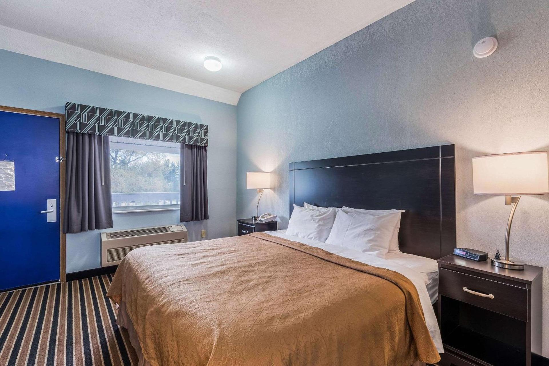 Rodeway Inn Ludington photo 8