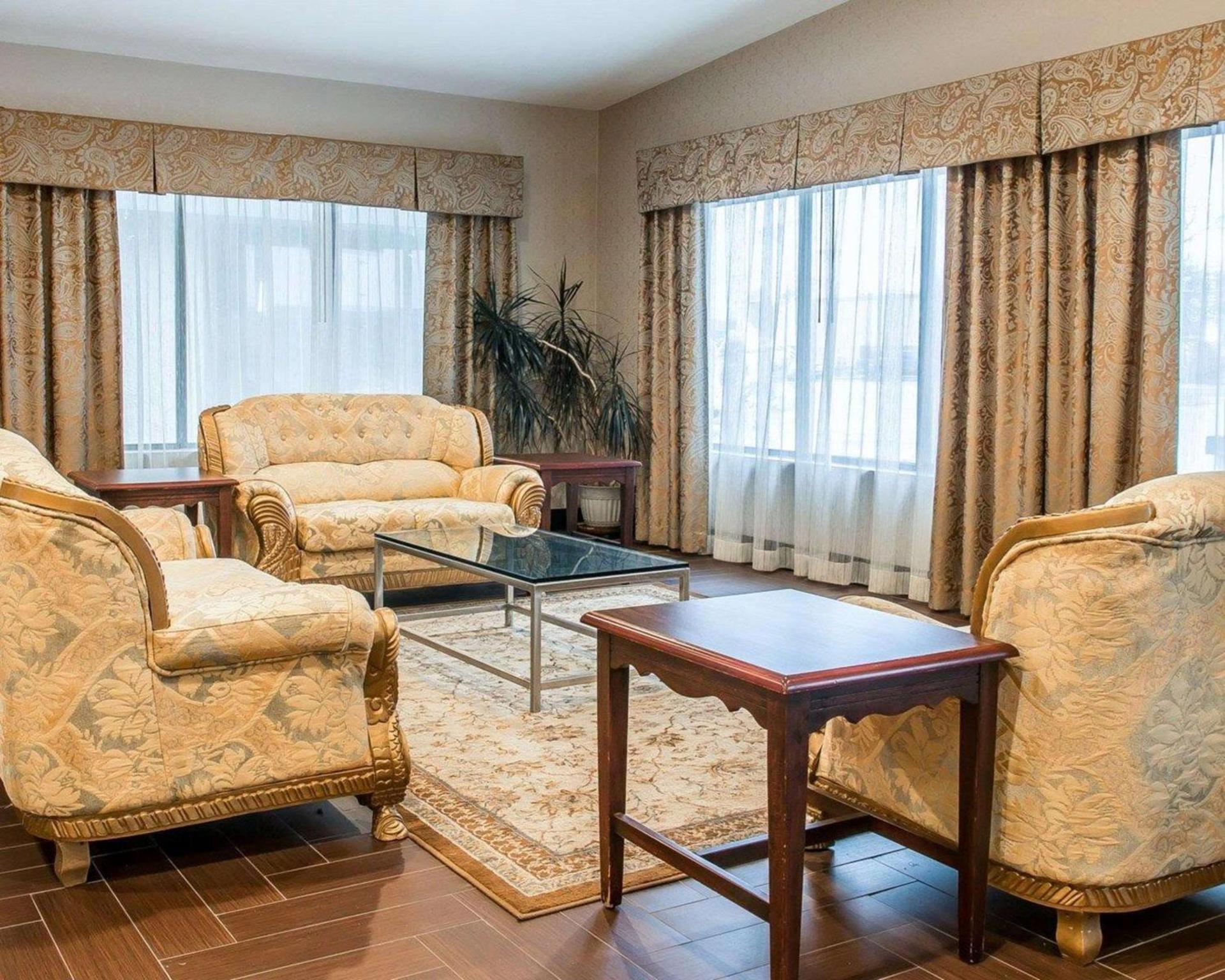 Quality Inn Gaylord photo 5
