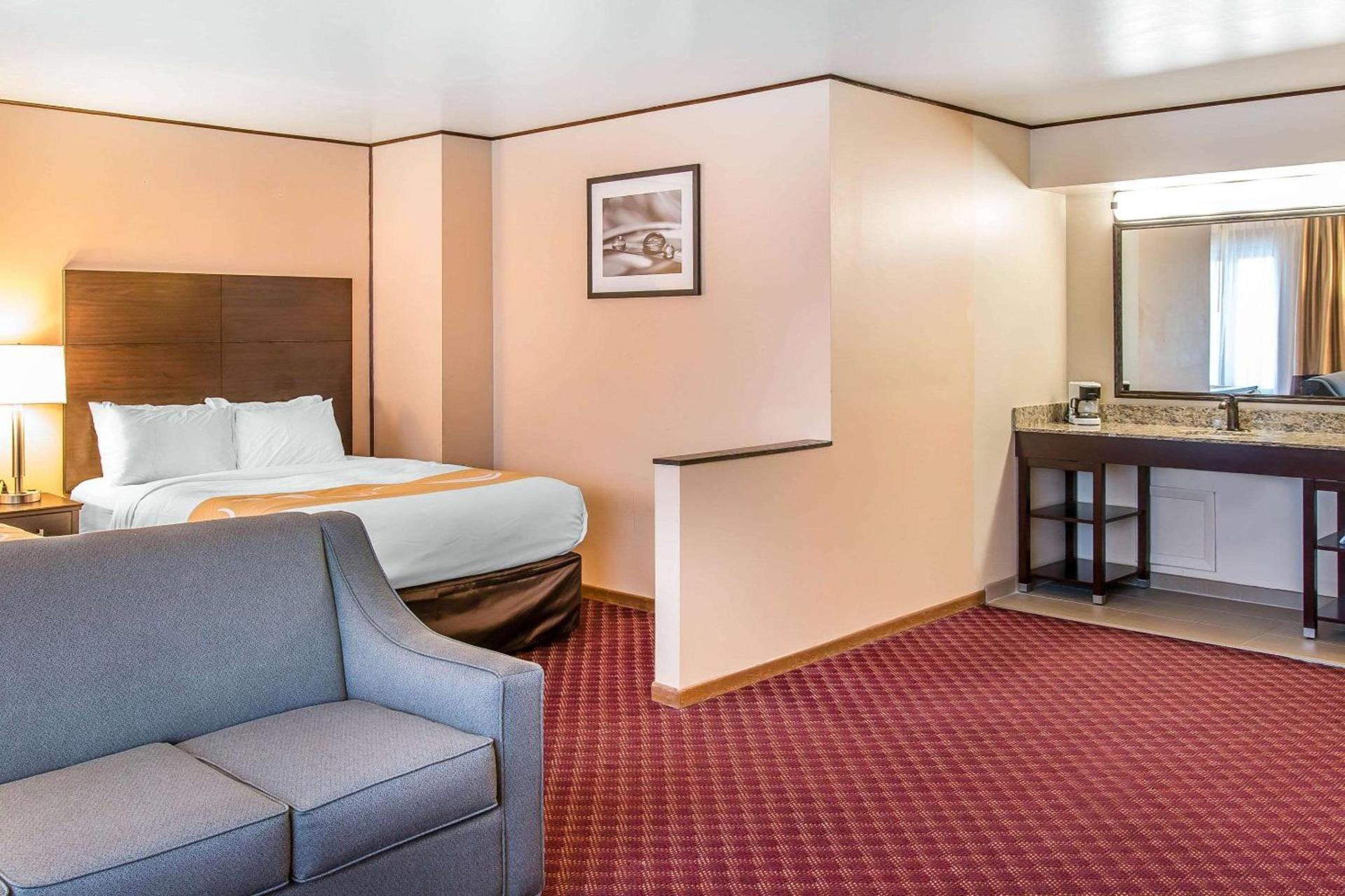 Quality Inn & Suites Houghton Downtown photo 10