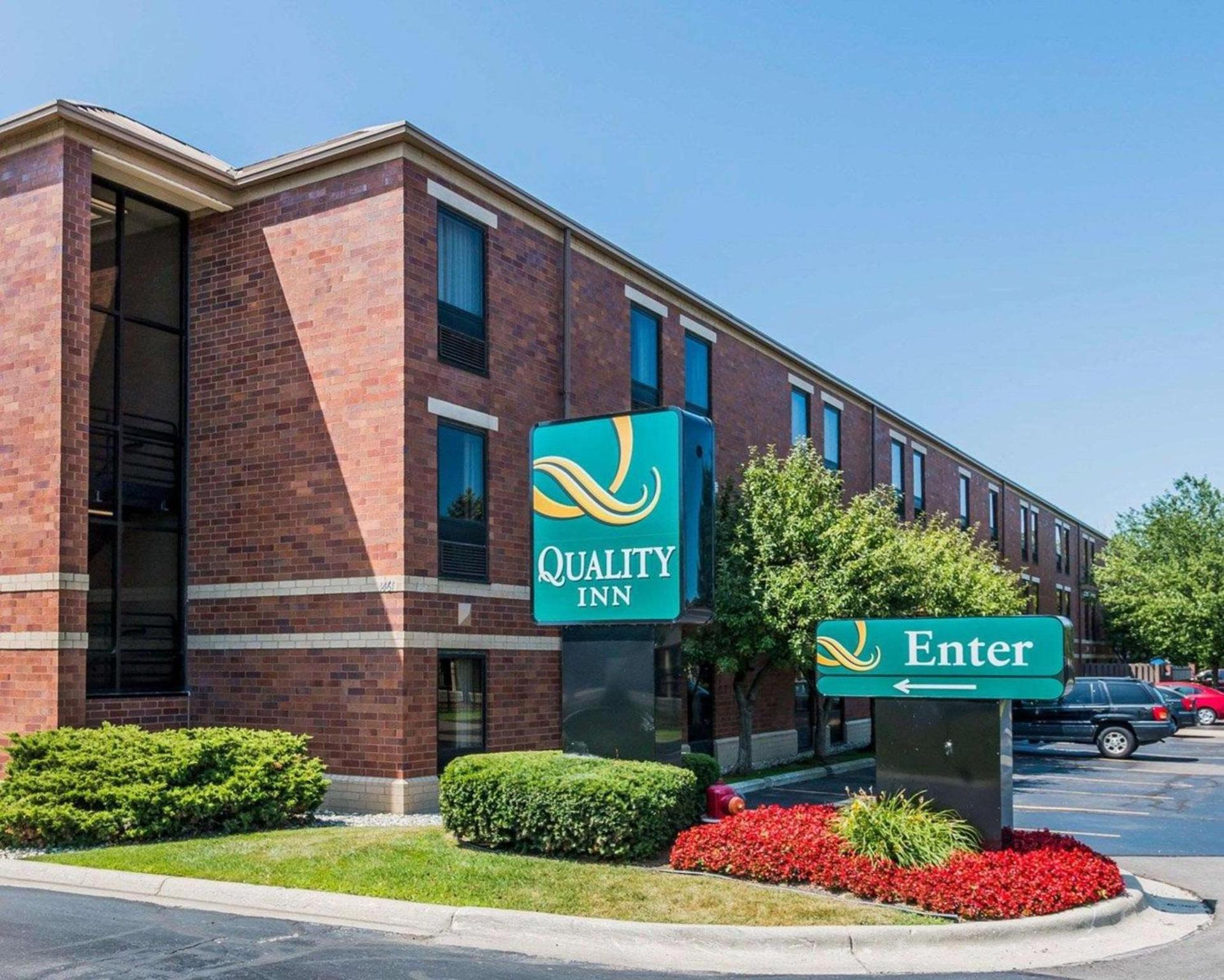 Quality Inn Auburn Hills - Detroit North photo 3