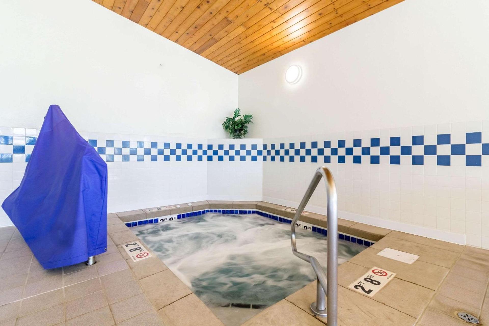 Quality Inn Marshall near University photo 43
