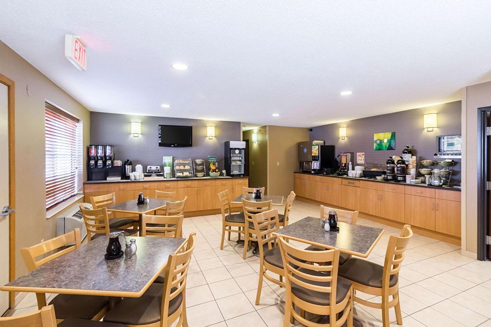 Quality Inn Marshall near University photo 47