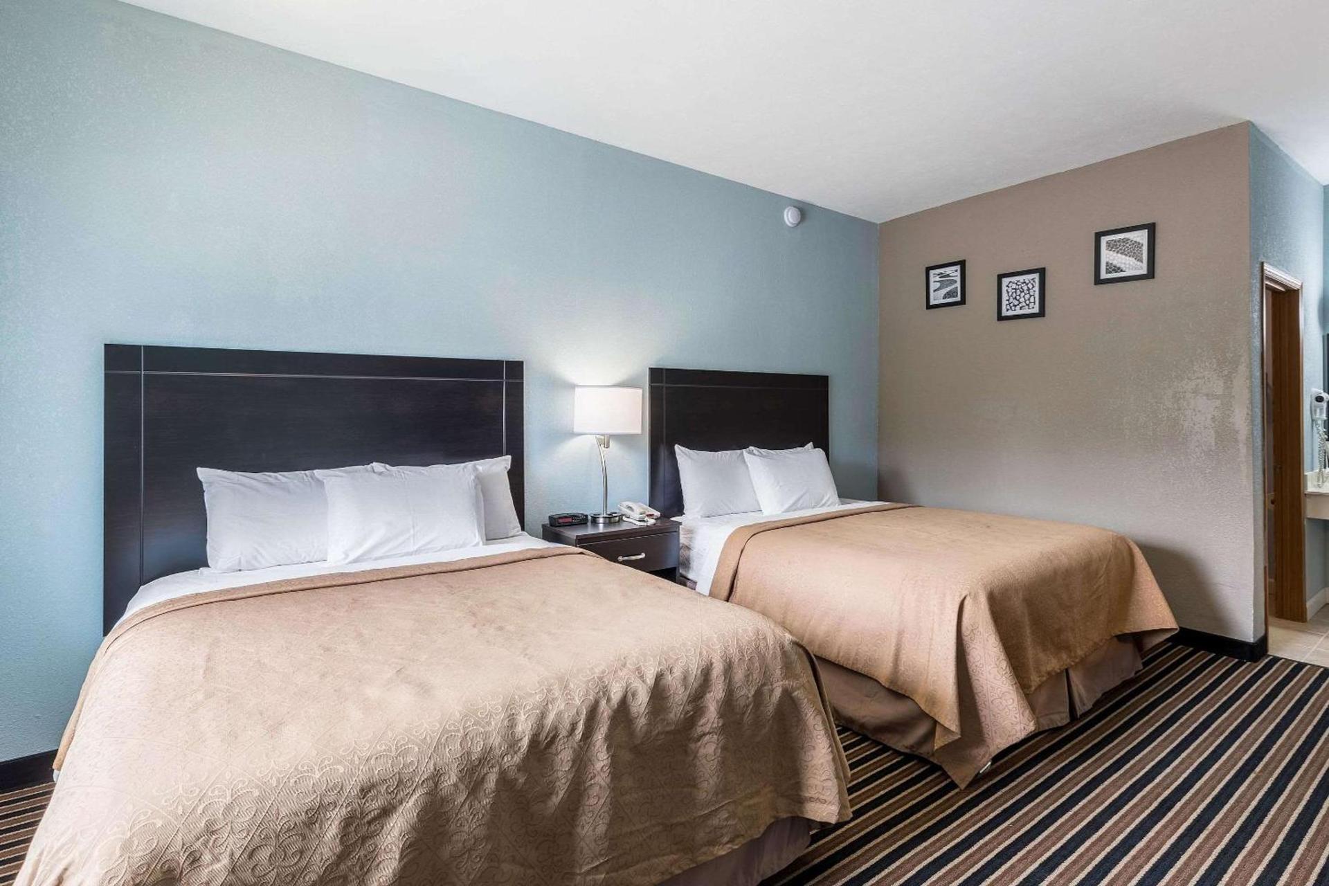 Rodeway Inn Ludington photo 15