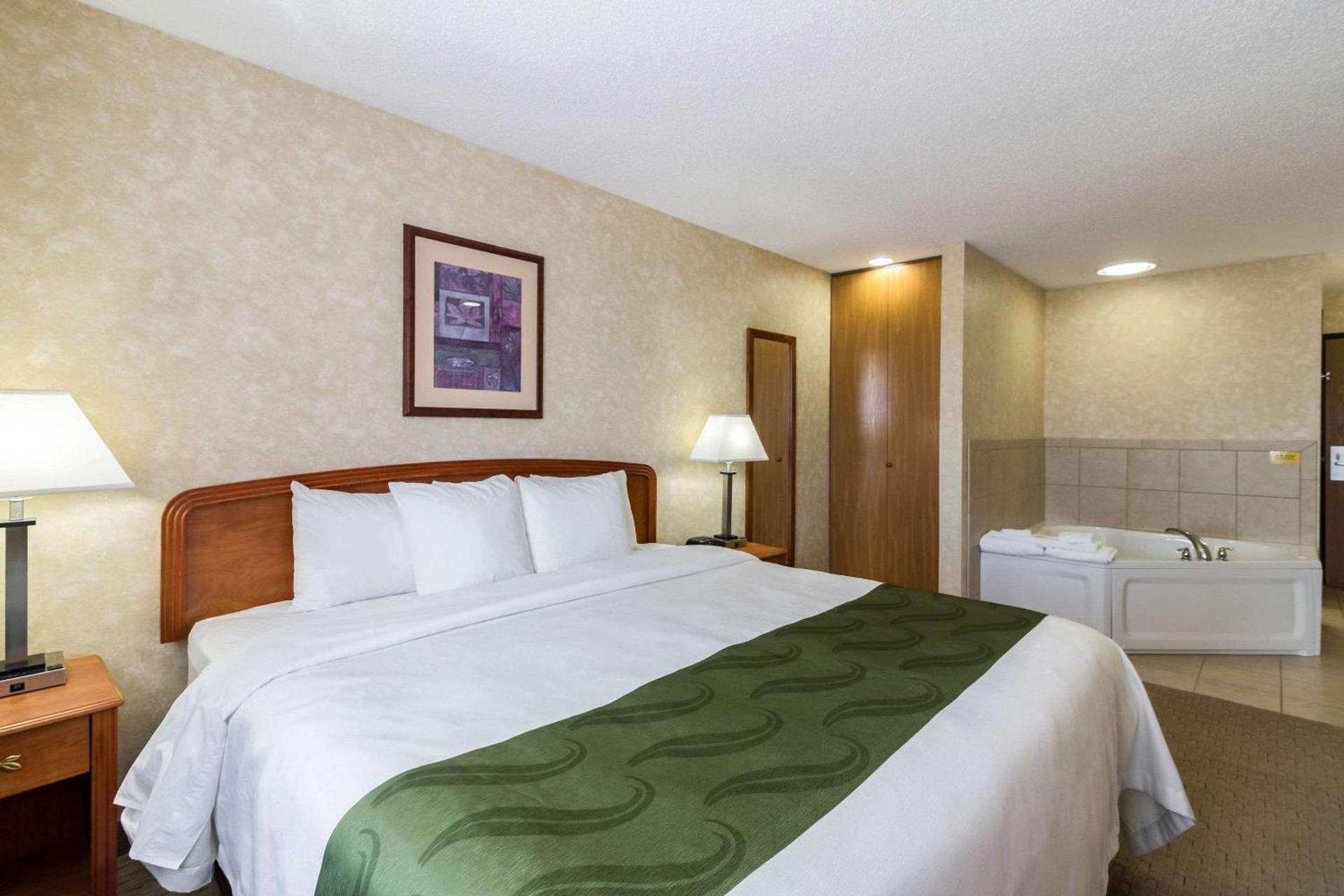 Quality Inn Marshall near University photo 33