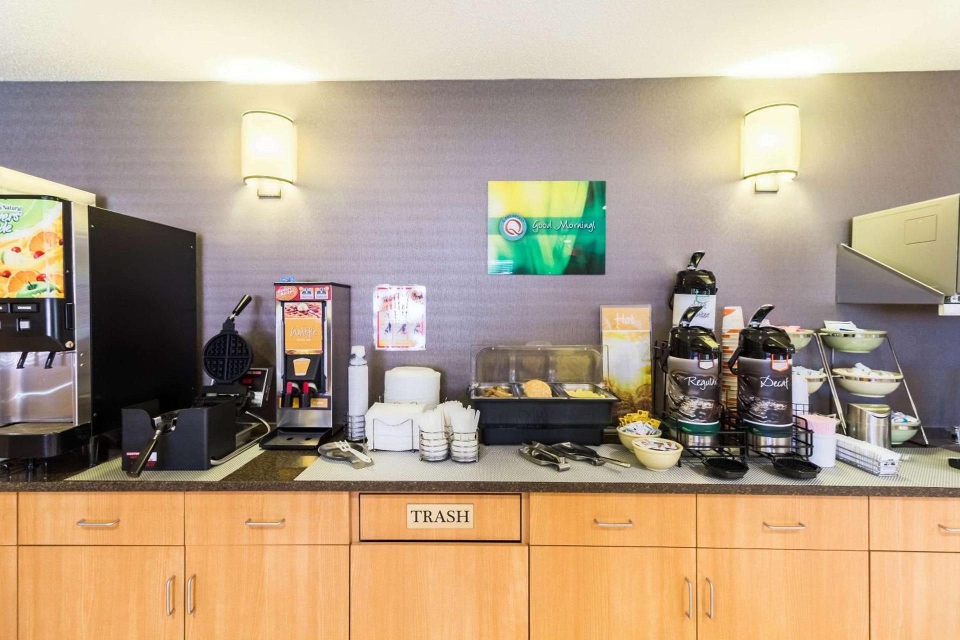 Quality Inn Marshall near University photo 46