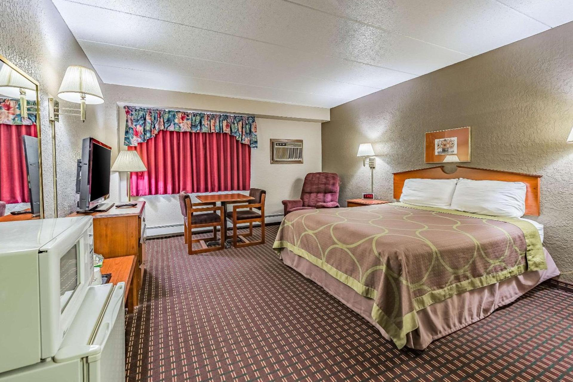 Rodeway Inn Saint Joseph photo 15