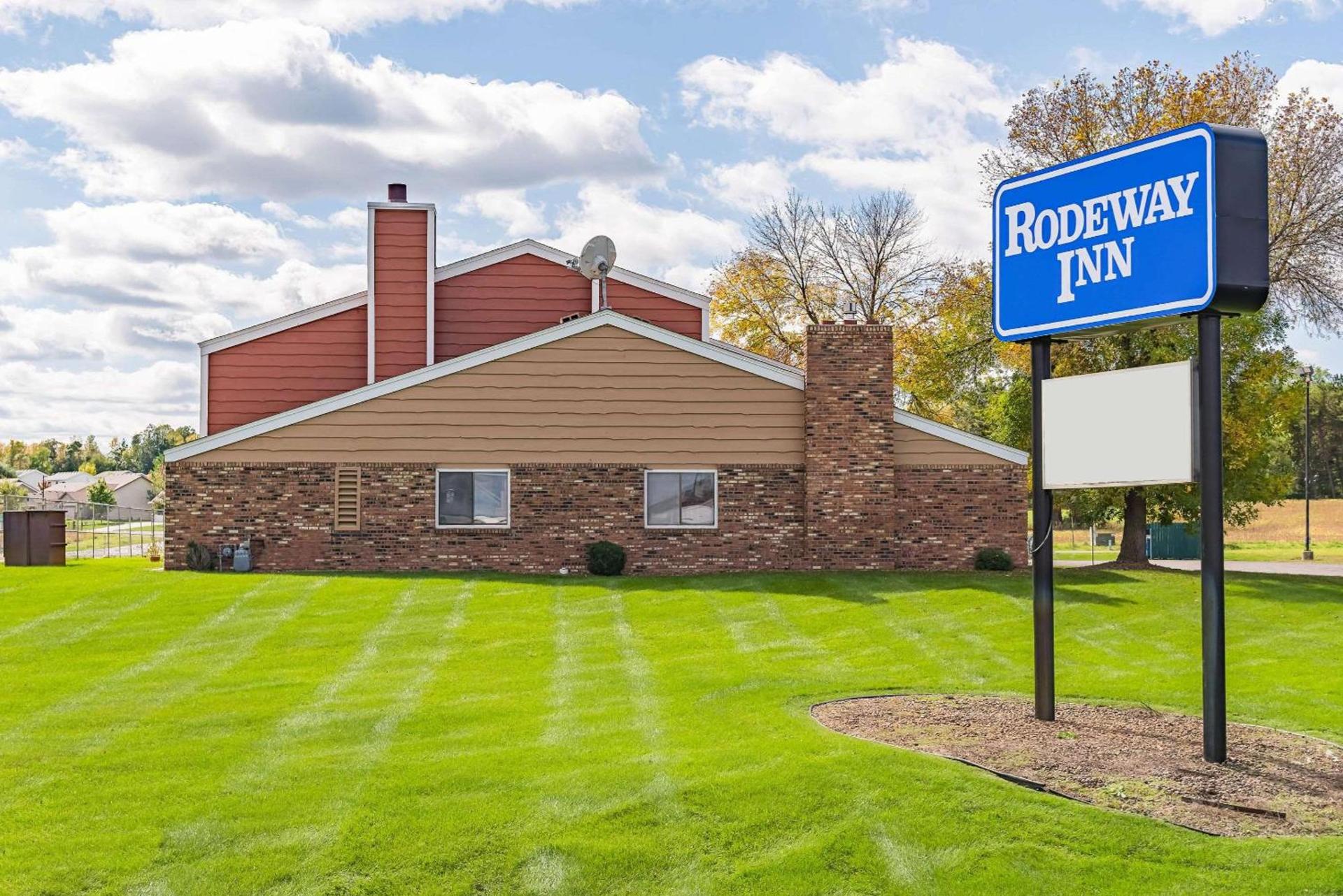 Rodeway Inn Saint Joseph photo 4