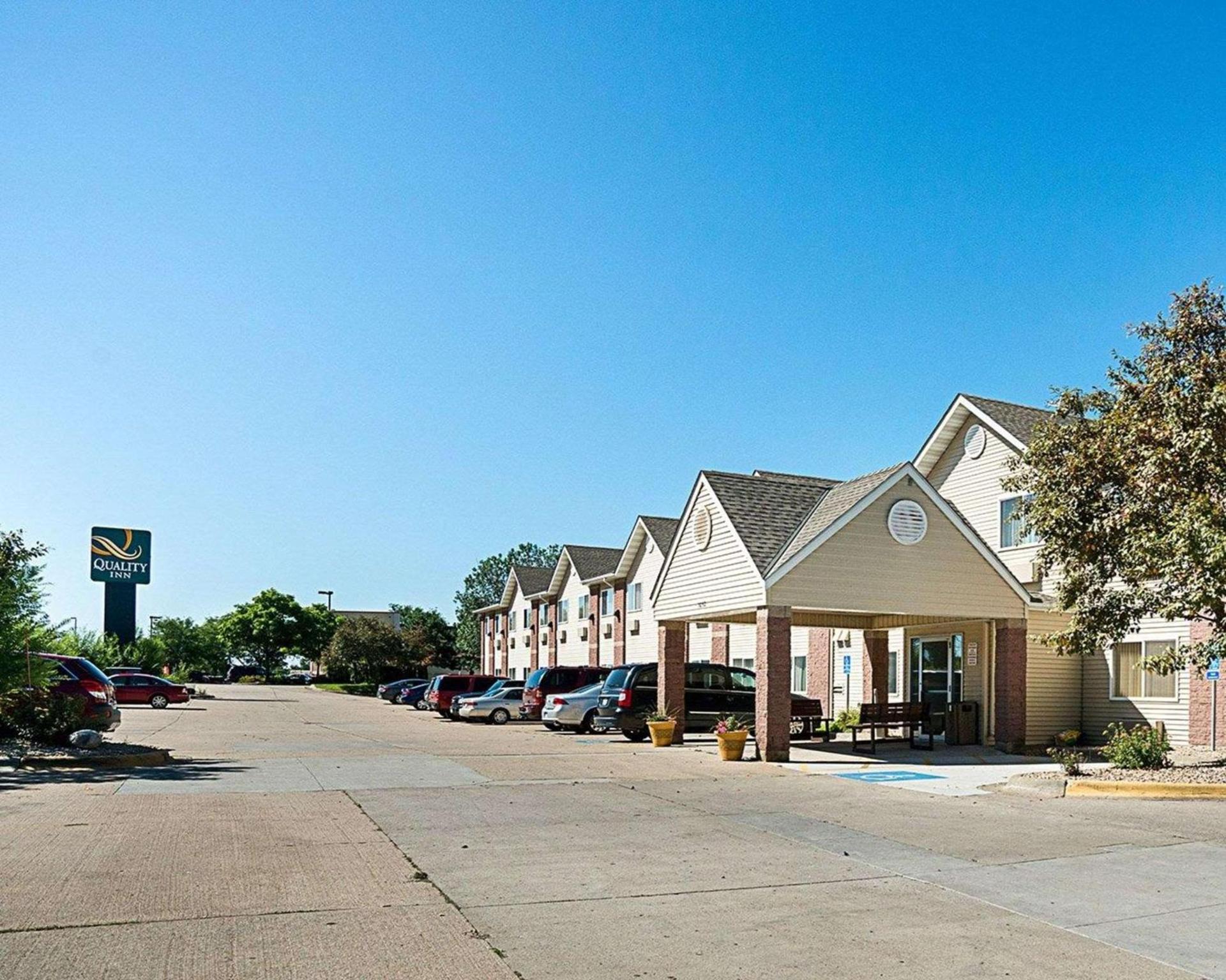 Quality Inn near Northtown Mall & National Sports Center — hotel in Coon Rapids