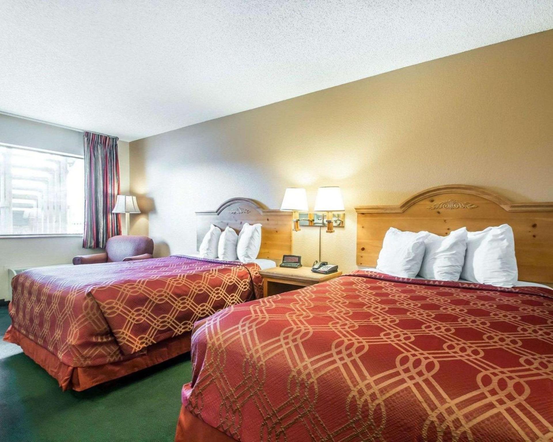 Econo Lodge Springfield I-44 photo 15
