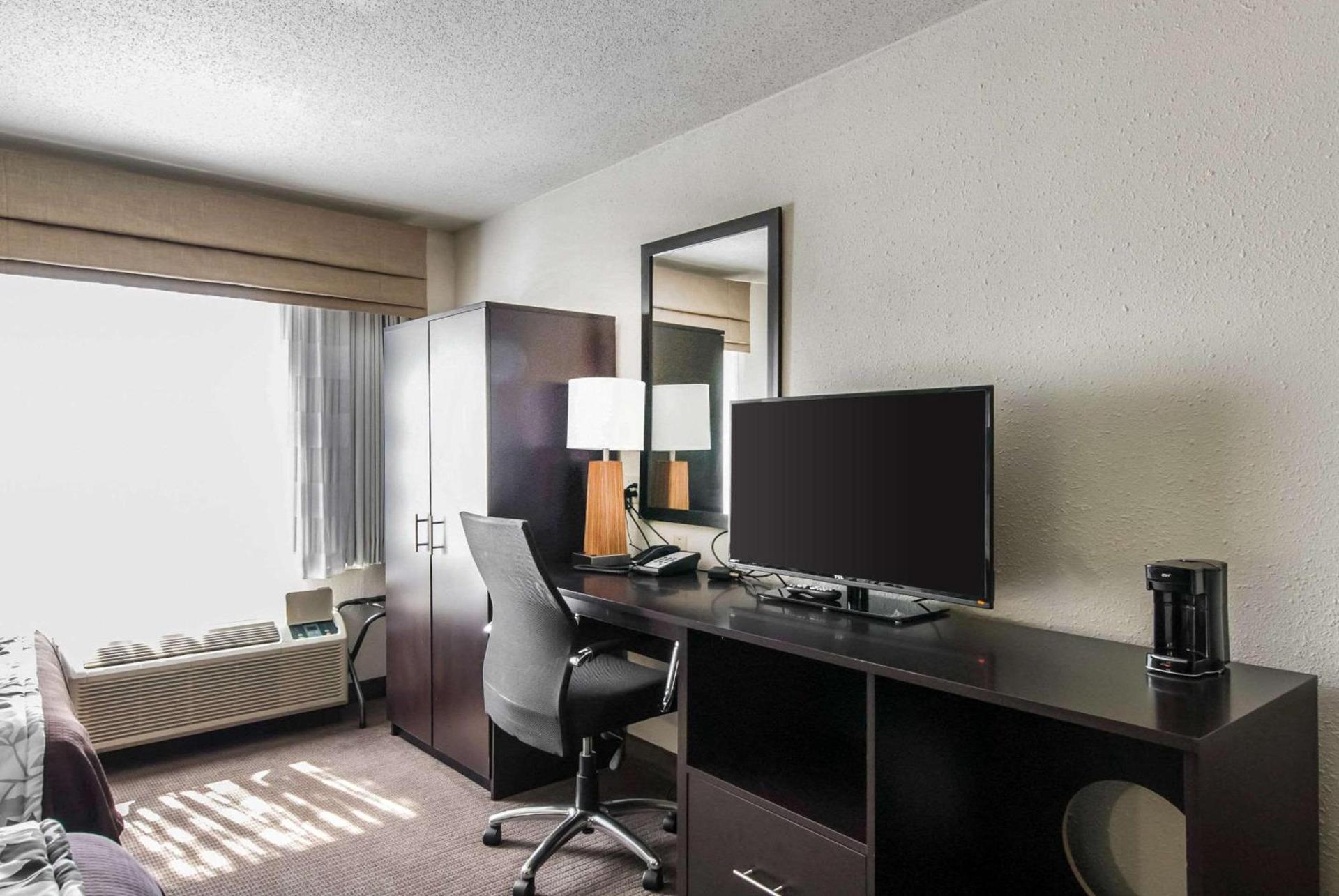 Sleep Inn Saint Charles North photo 17