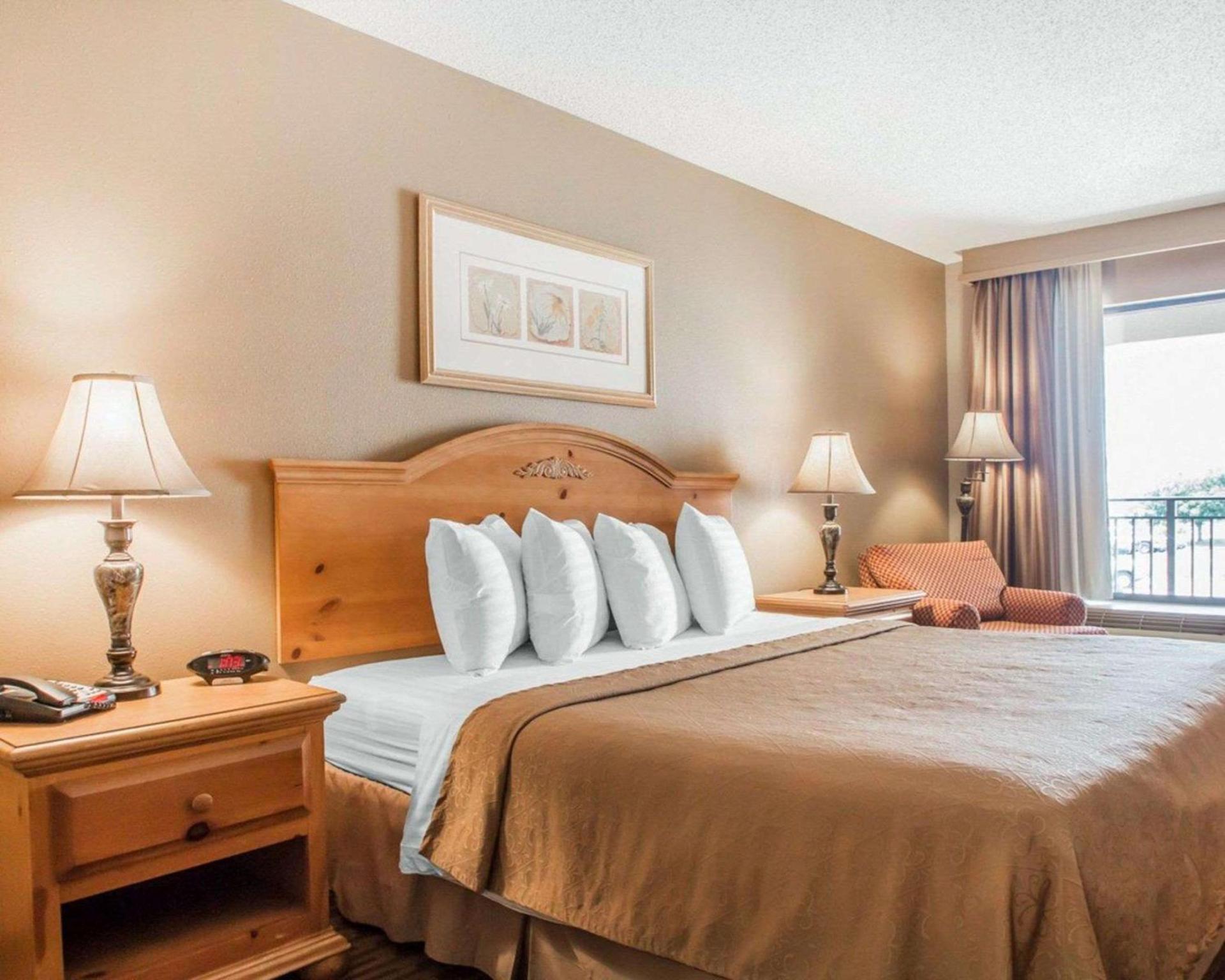 Quality Inn US65 & E Battlefield Rd Springfield photo 12