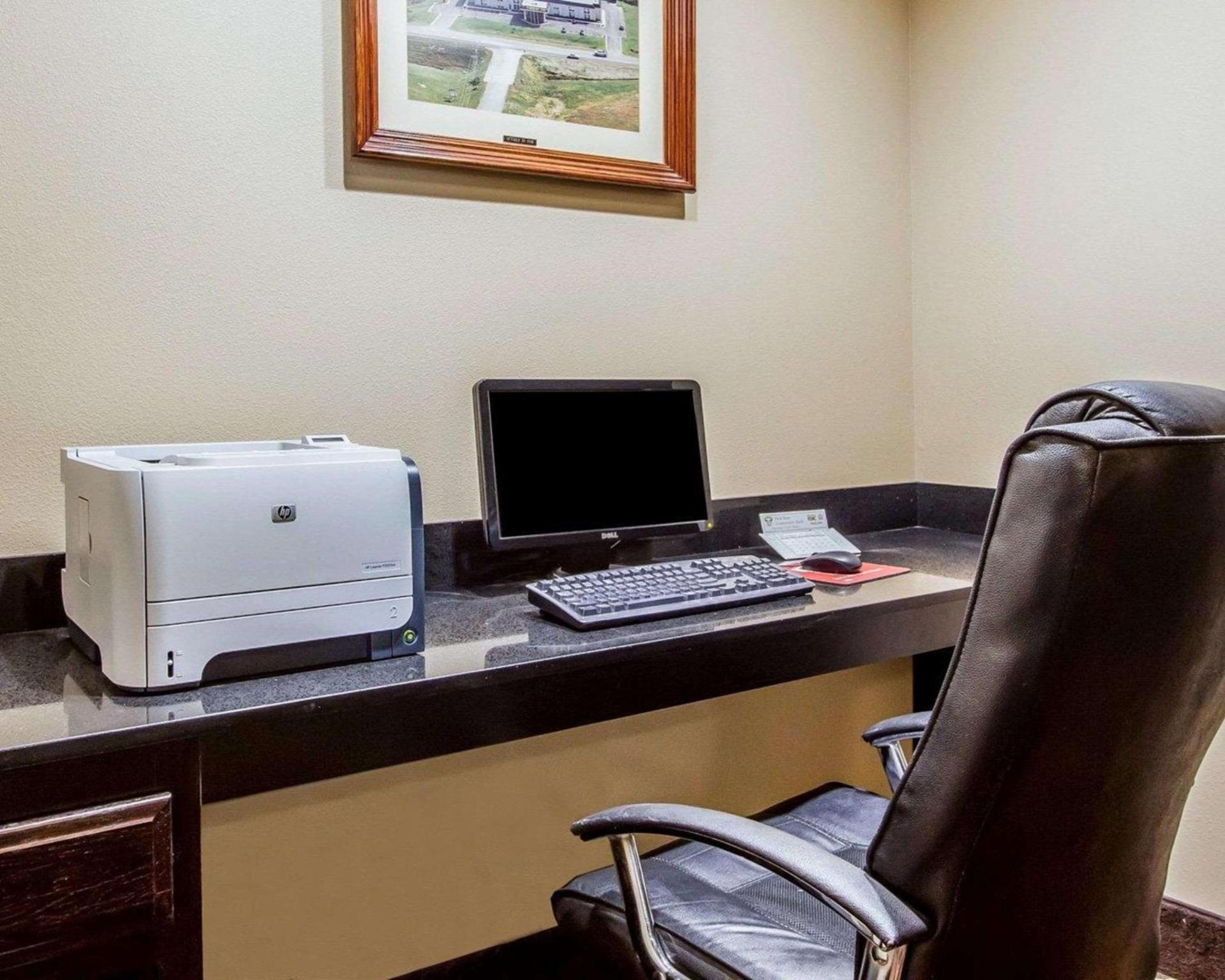 Quality Inn Perryville I-55 photo 10