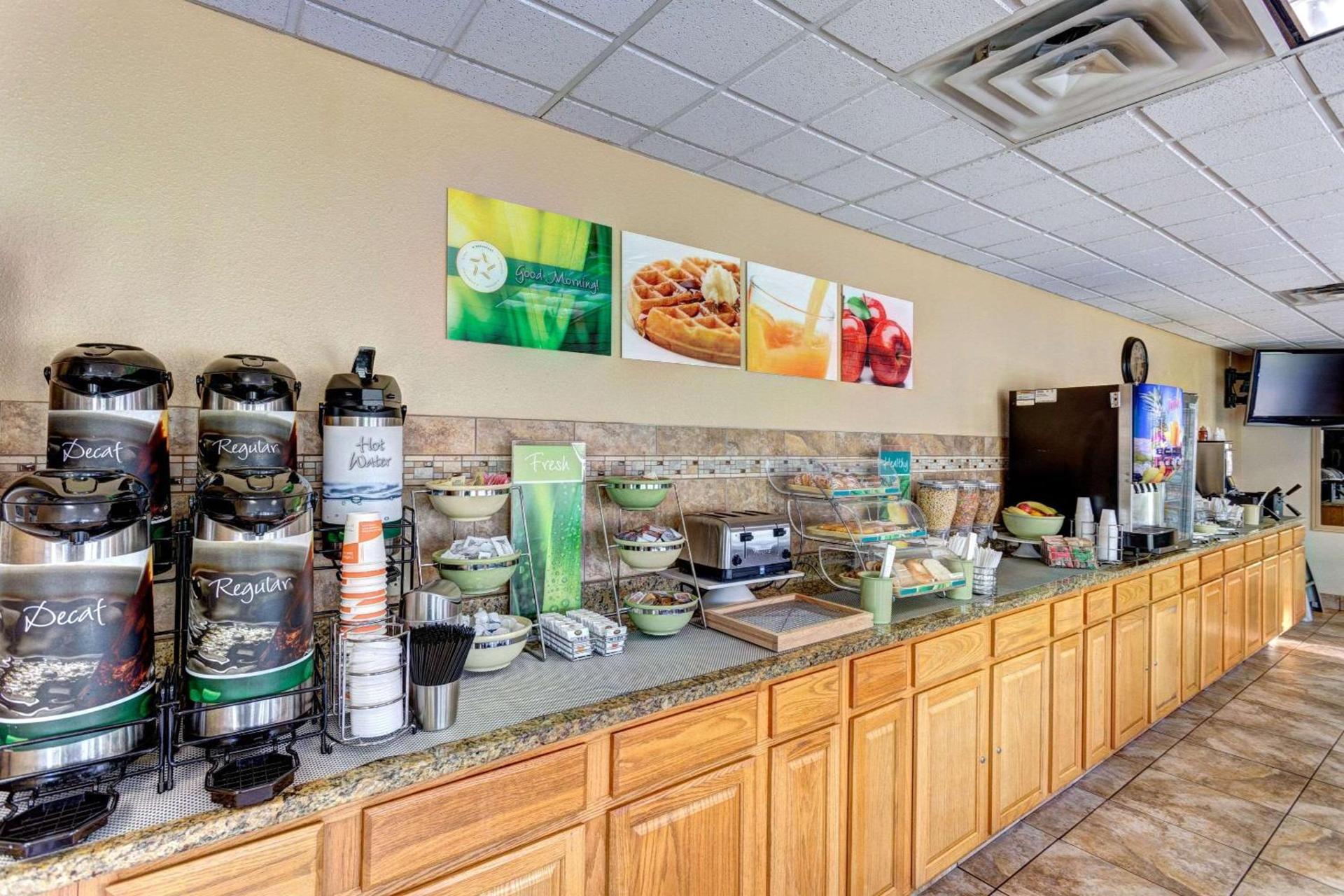 Quality Inn West-Branson Theatre District photo 11