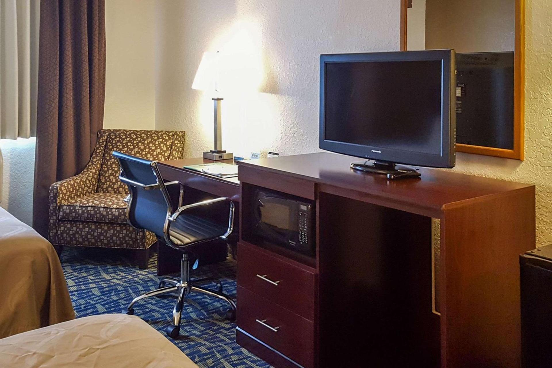 Quality Inn Ozark-Springfield South photo 14