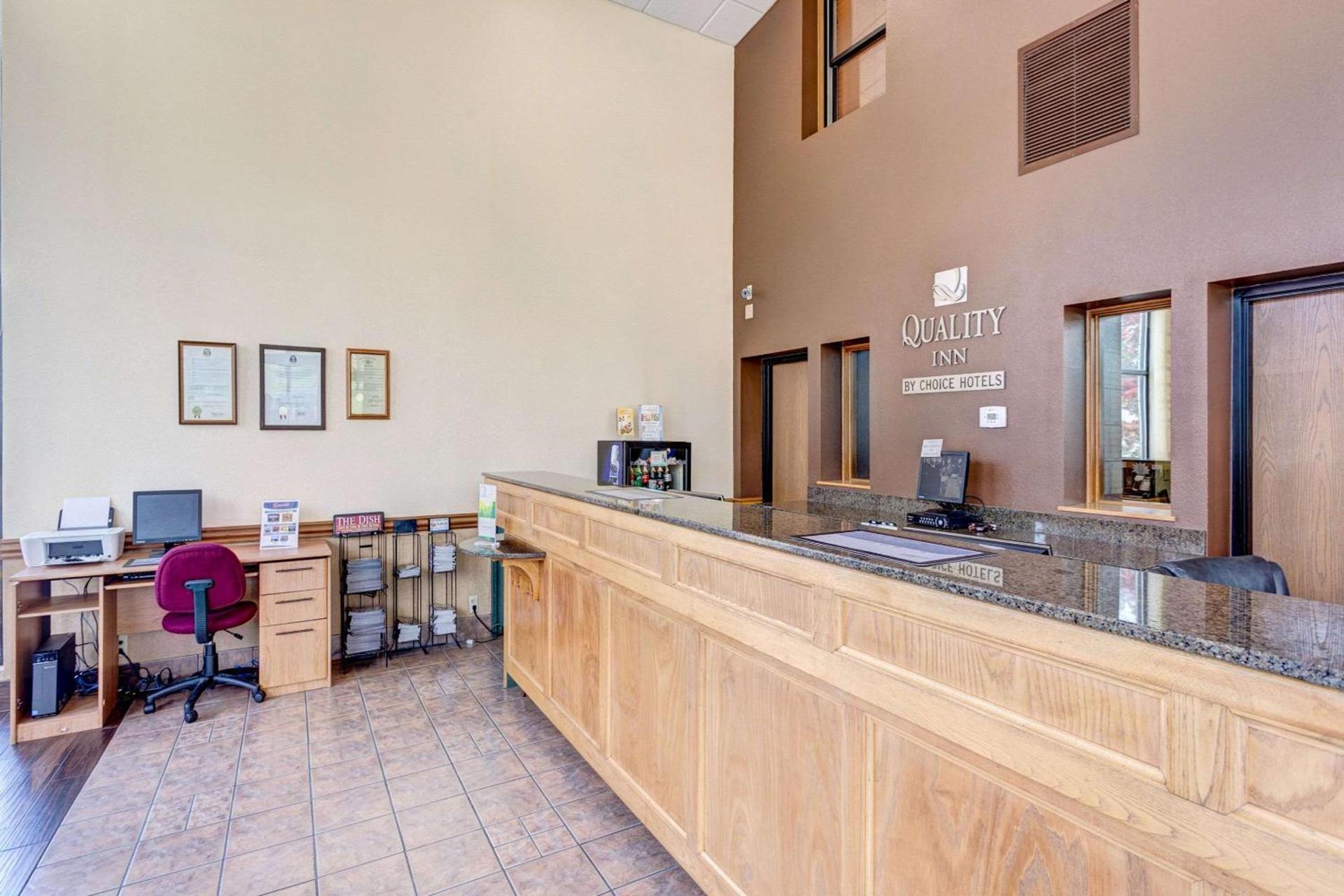 Quality Inn West-Branson Theatre District photo 13