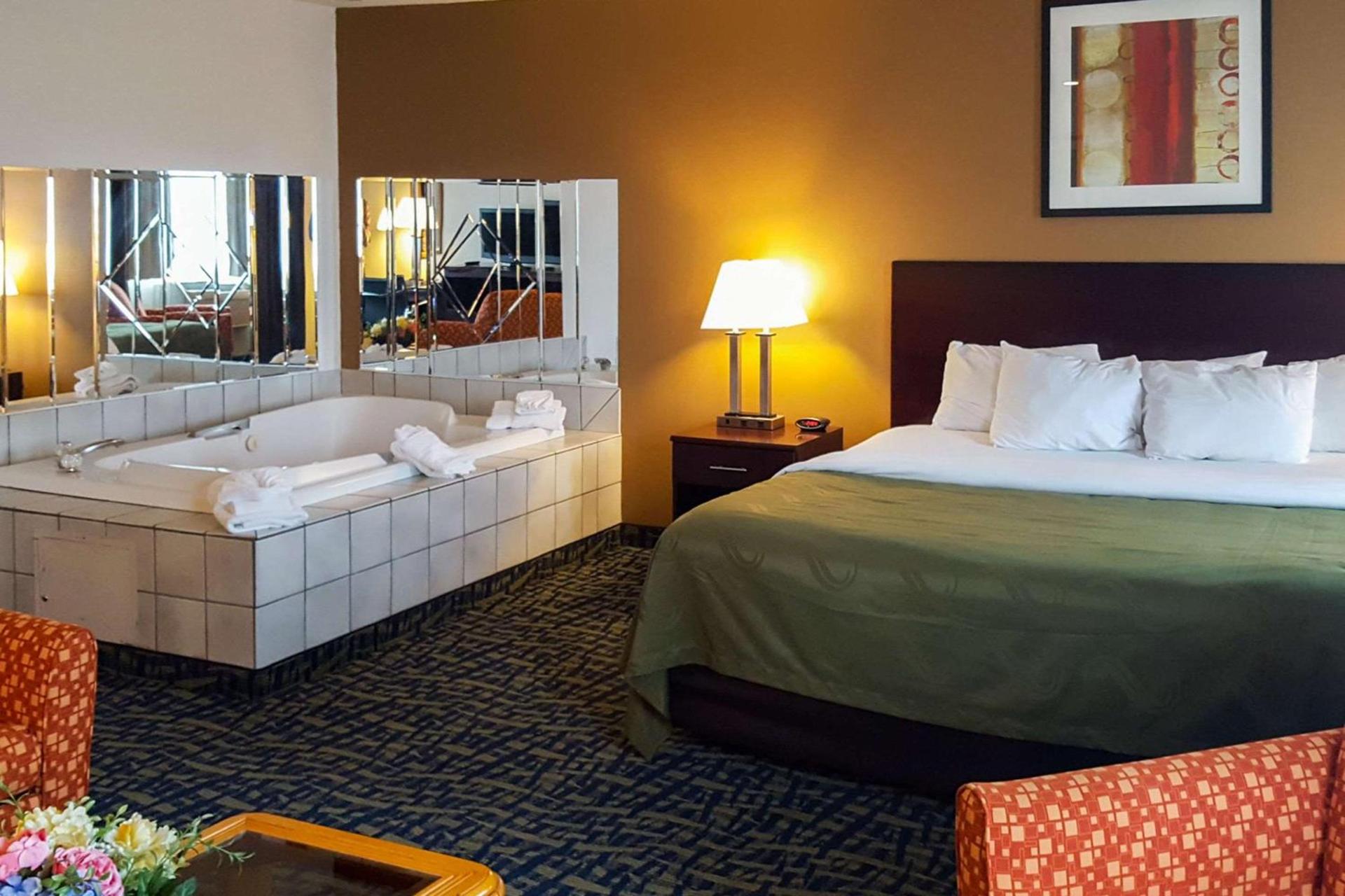 Quality Inn Ozark-Springfield South photo 11