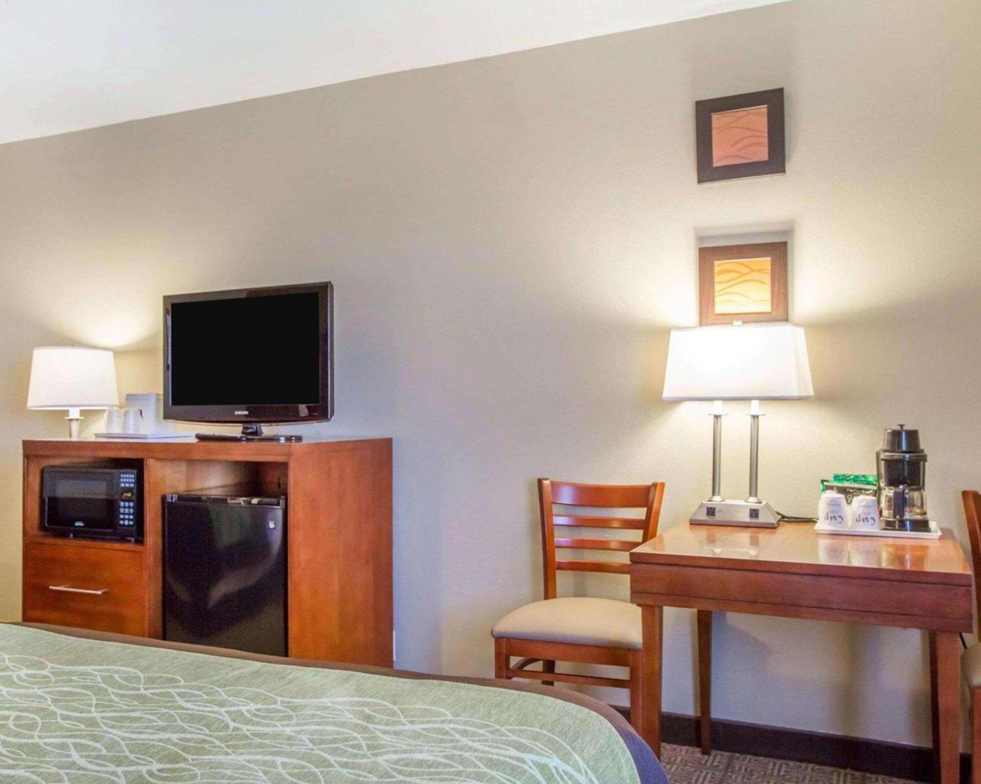 Comfort Inn Bolivar photo 32