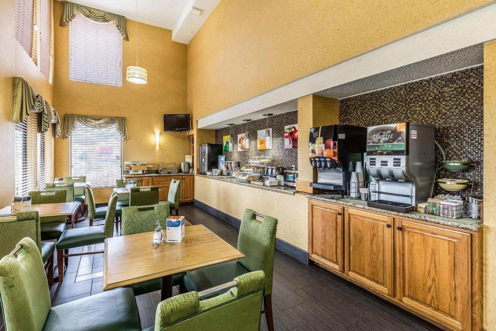 Quality Inn Rolla photo 4
