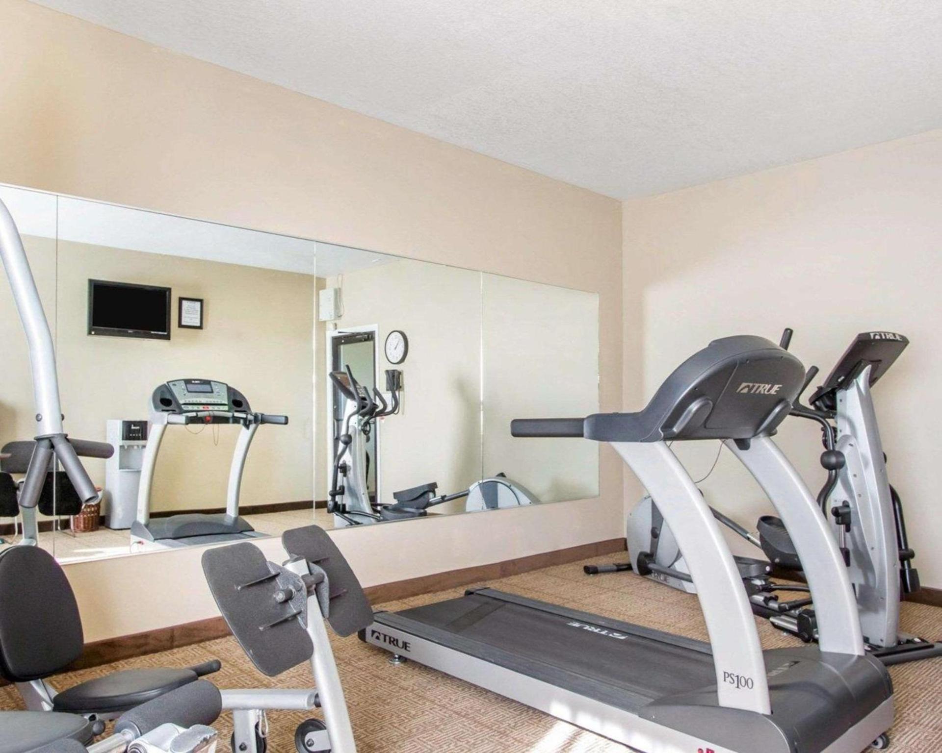 Comfort Inn Bolivar photo 12