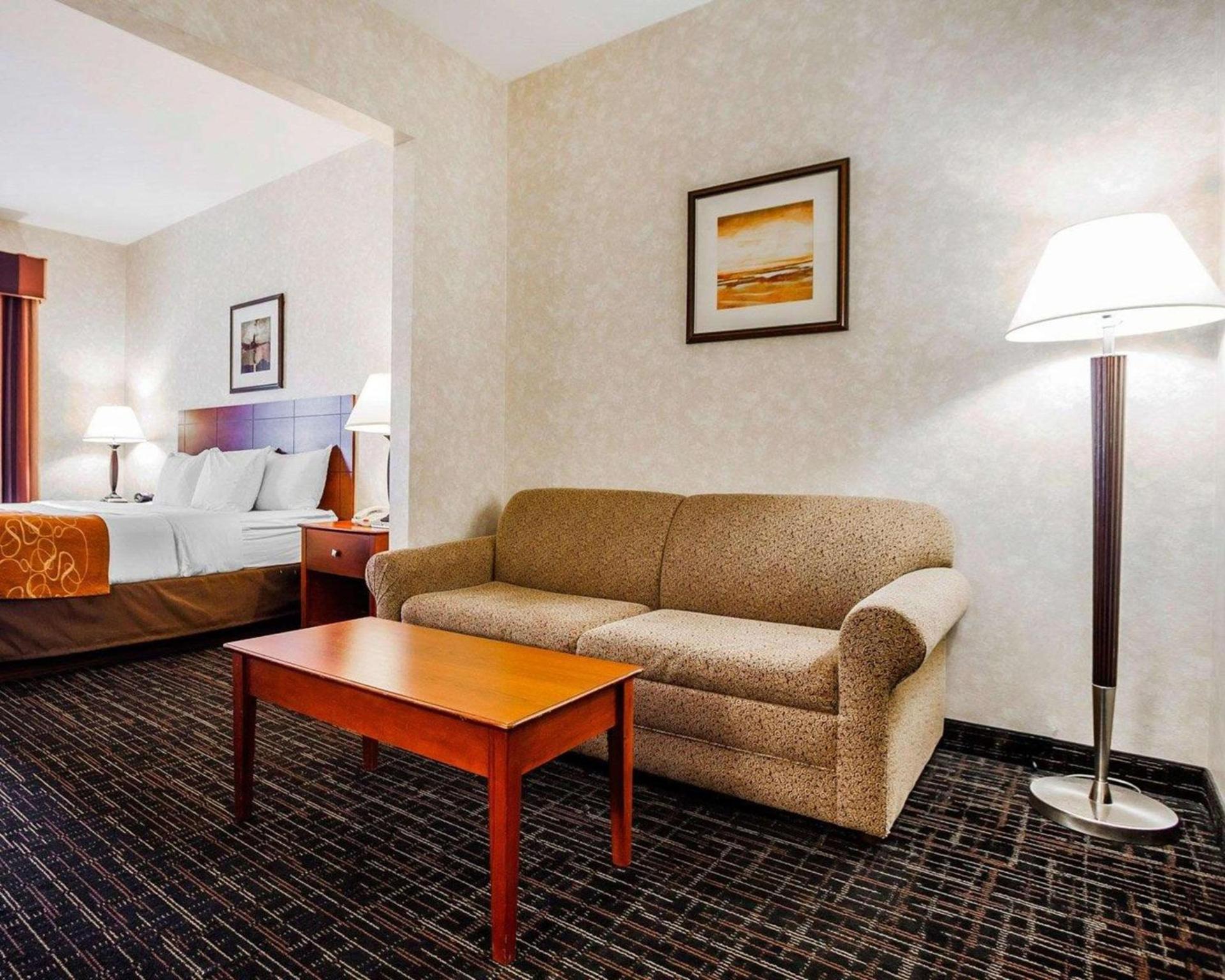 Comfort Suites Independence - Kansas City photo 6