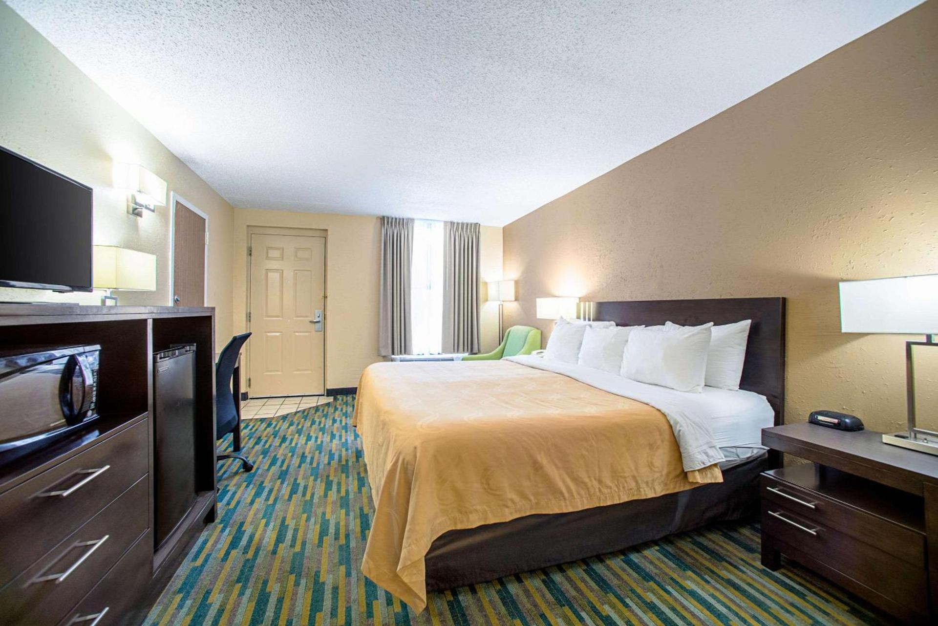 Quality Inn Near Six Flags St. Louis photo 17
