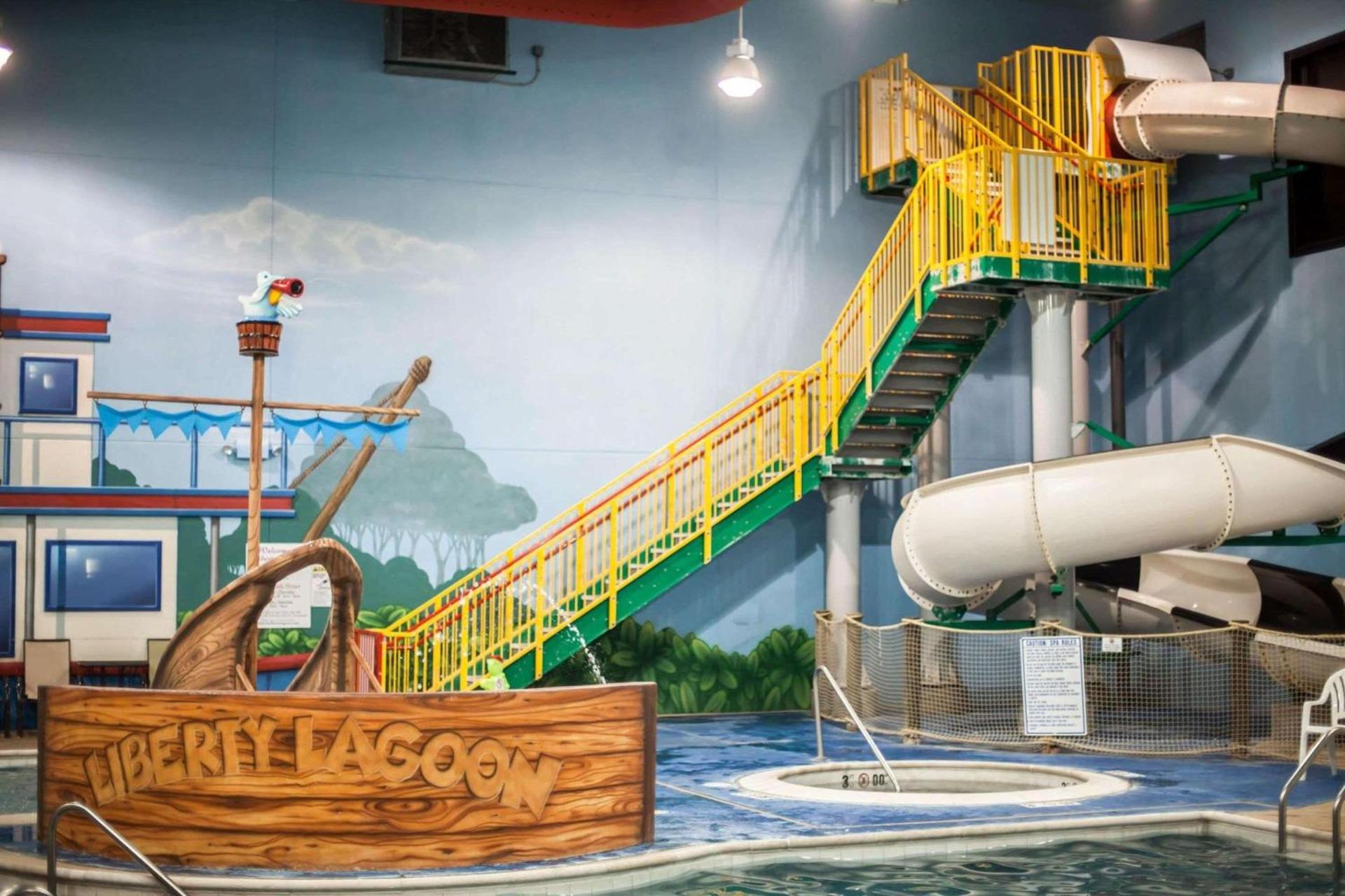 Sleep Inn & Suites Indoor Waterpark photo 17