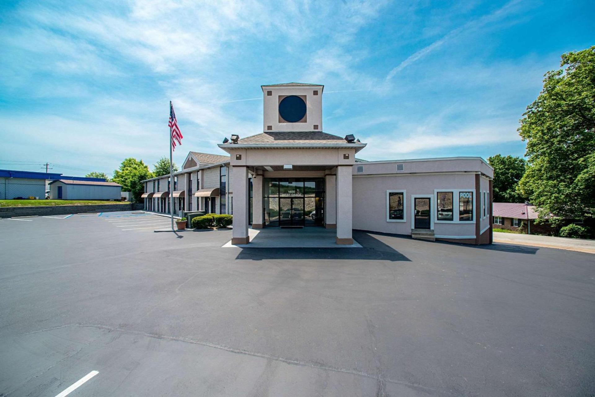 Quality Inn Near Six Flags St. Louis photo 24