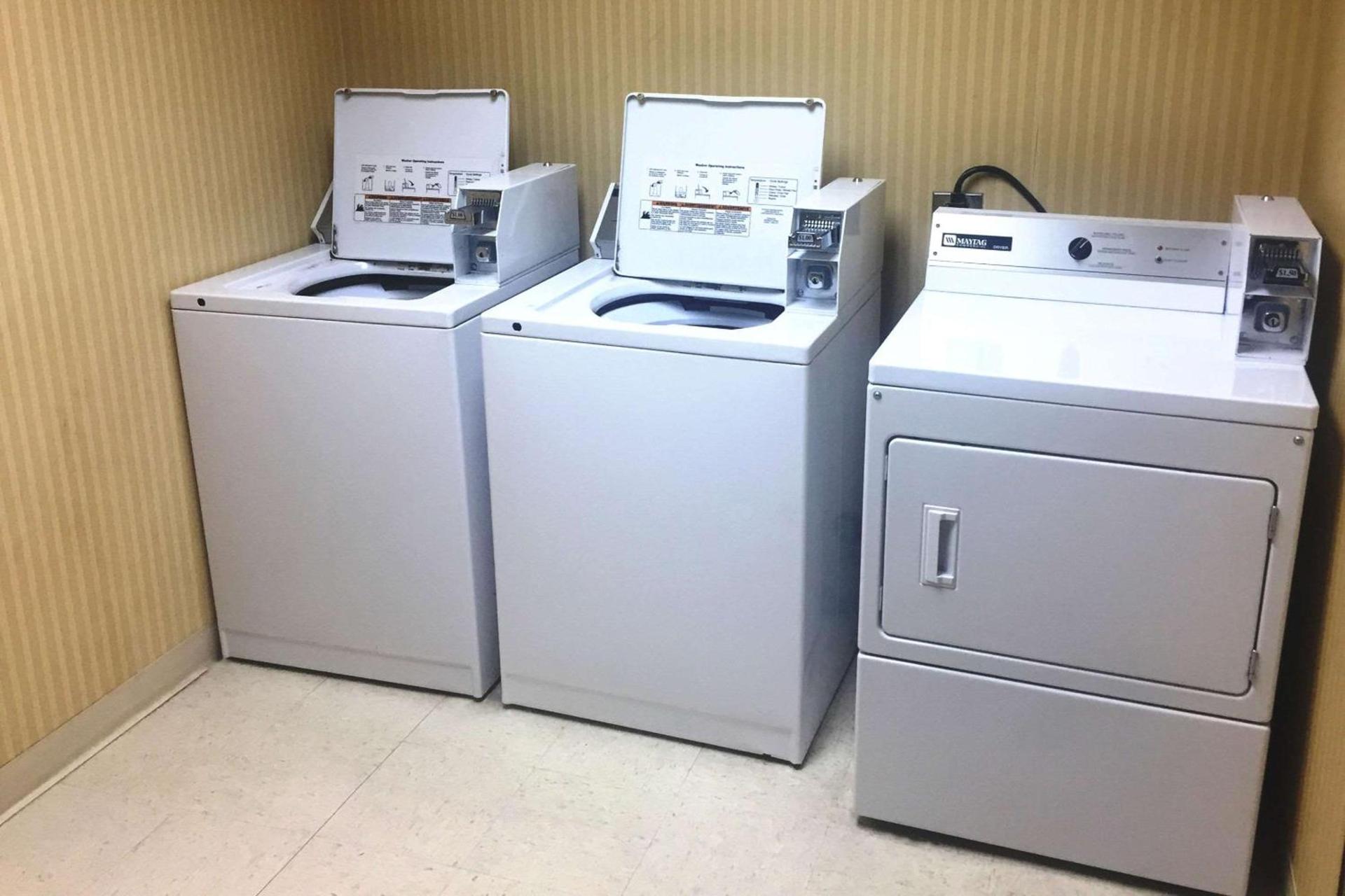 Comfort Inn & Suites Harrisonville photo 40