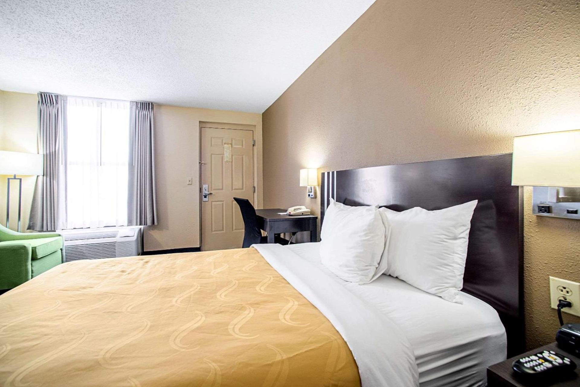 Quality Inn Near Six Flags St. Louis photo 30