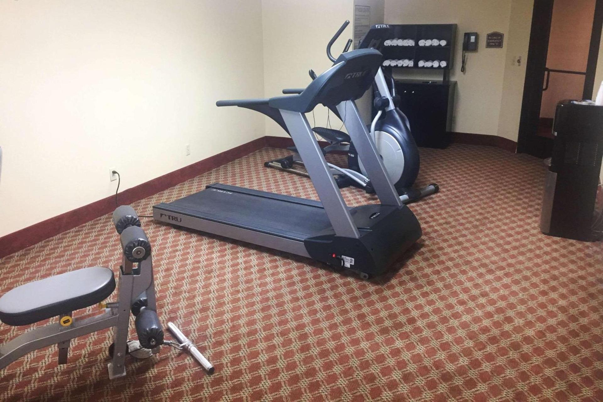 Comfort Inn & Suites Harrisonville photo 29