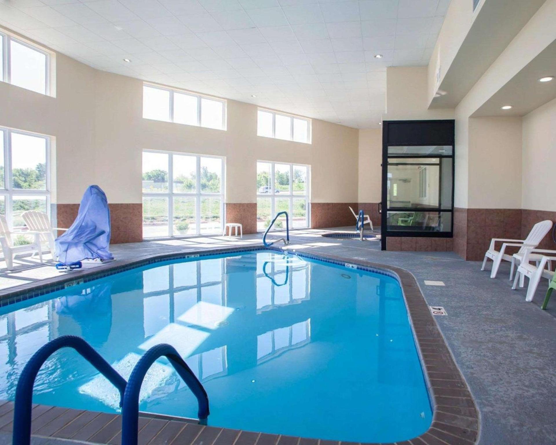 Comfort Inn & Suites Harrisonville photo 27