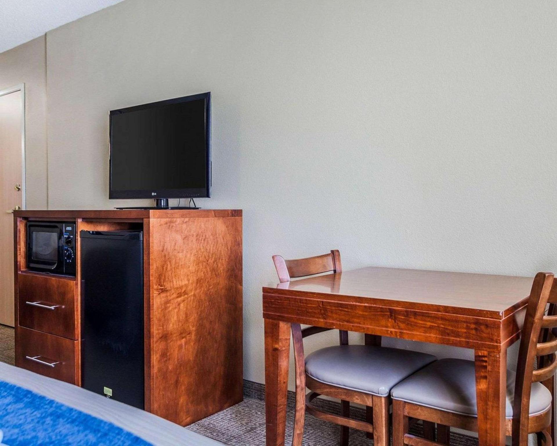 Comfort Inn & Suites Moberly photo 10