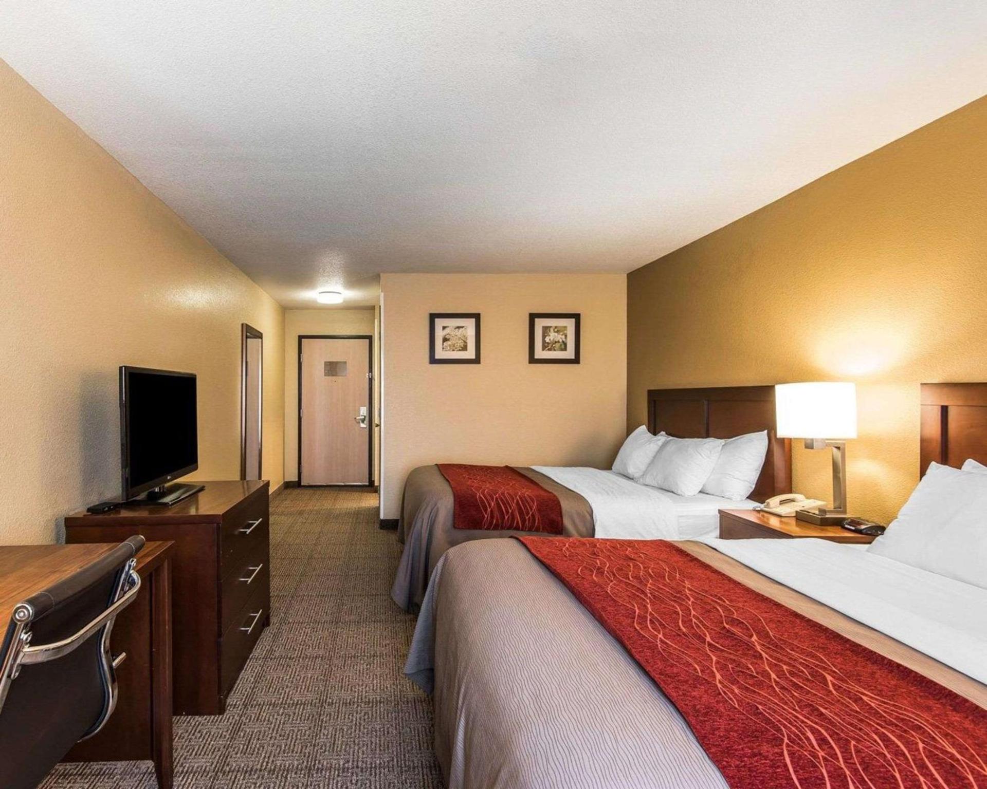 Quality Inn & Suites Bethany photo 5