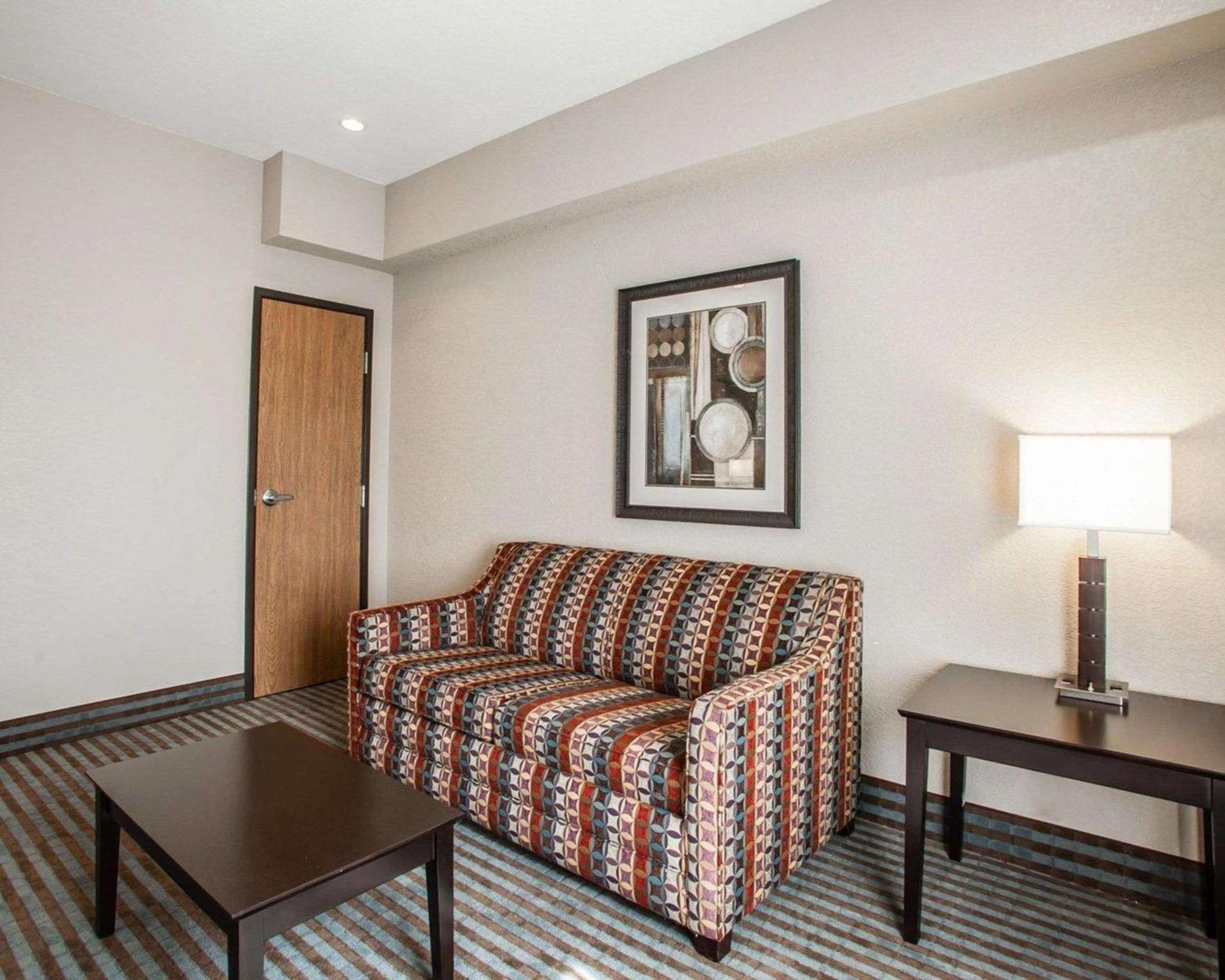 Comfort Inn Lees Summit - Hwy 50 & Hwy 291 photo 26