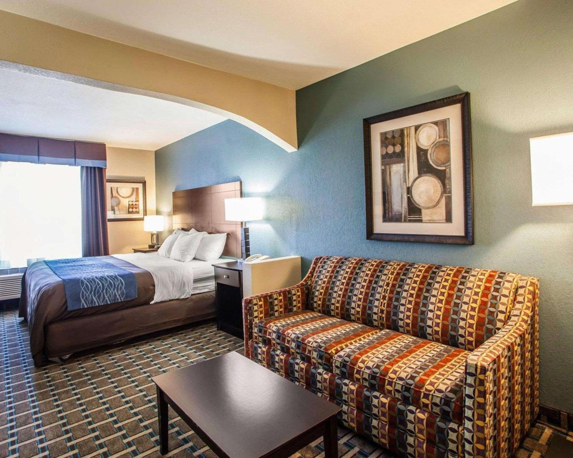 Comfort Inn Lees Summit - Hwy 50 & Hwy 291 photo 24